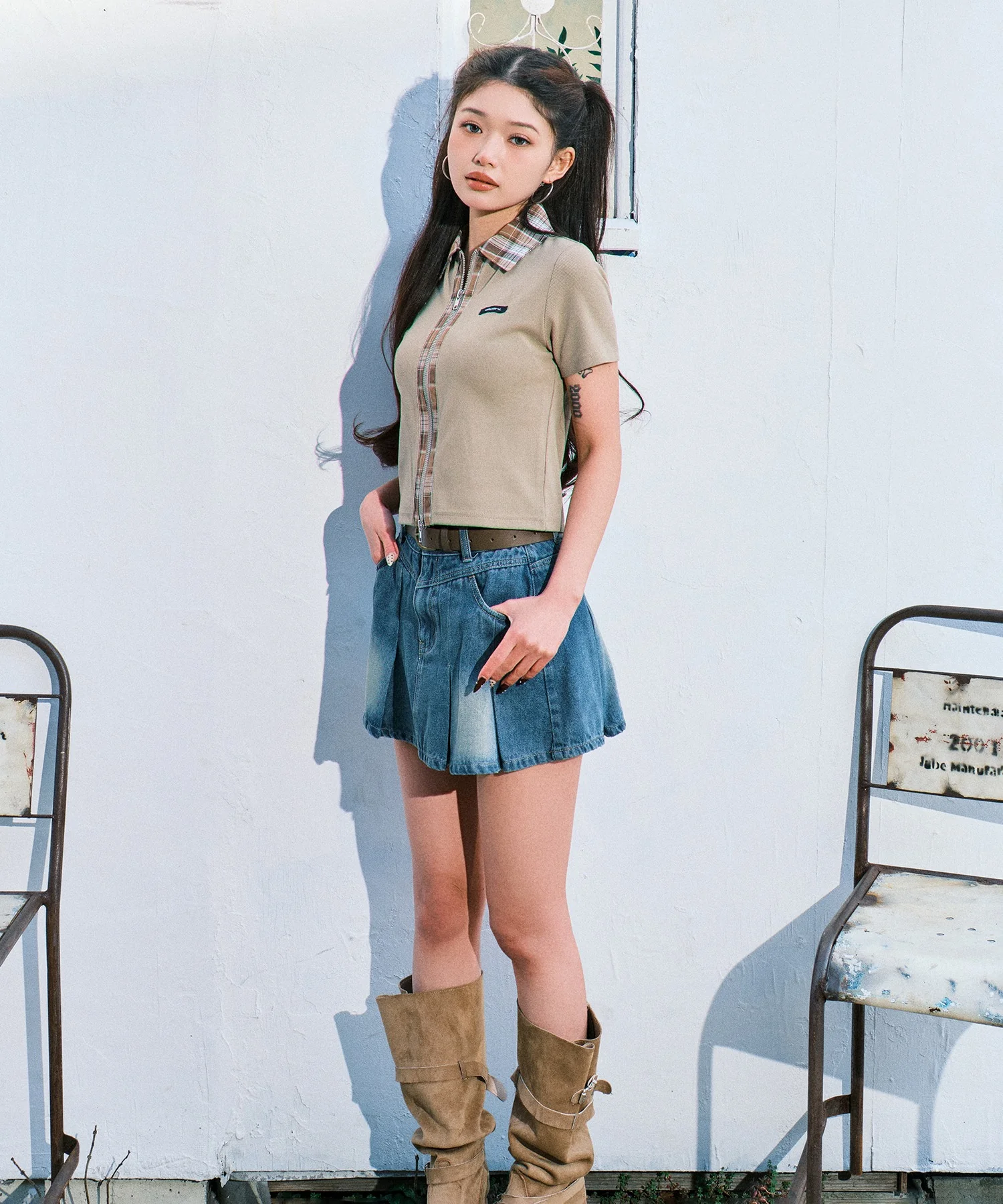 ベルト付きウォッシュドデニムミニスカパン - Image 3