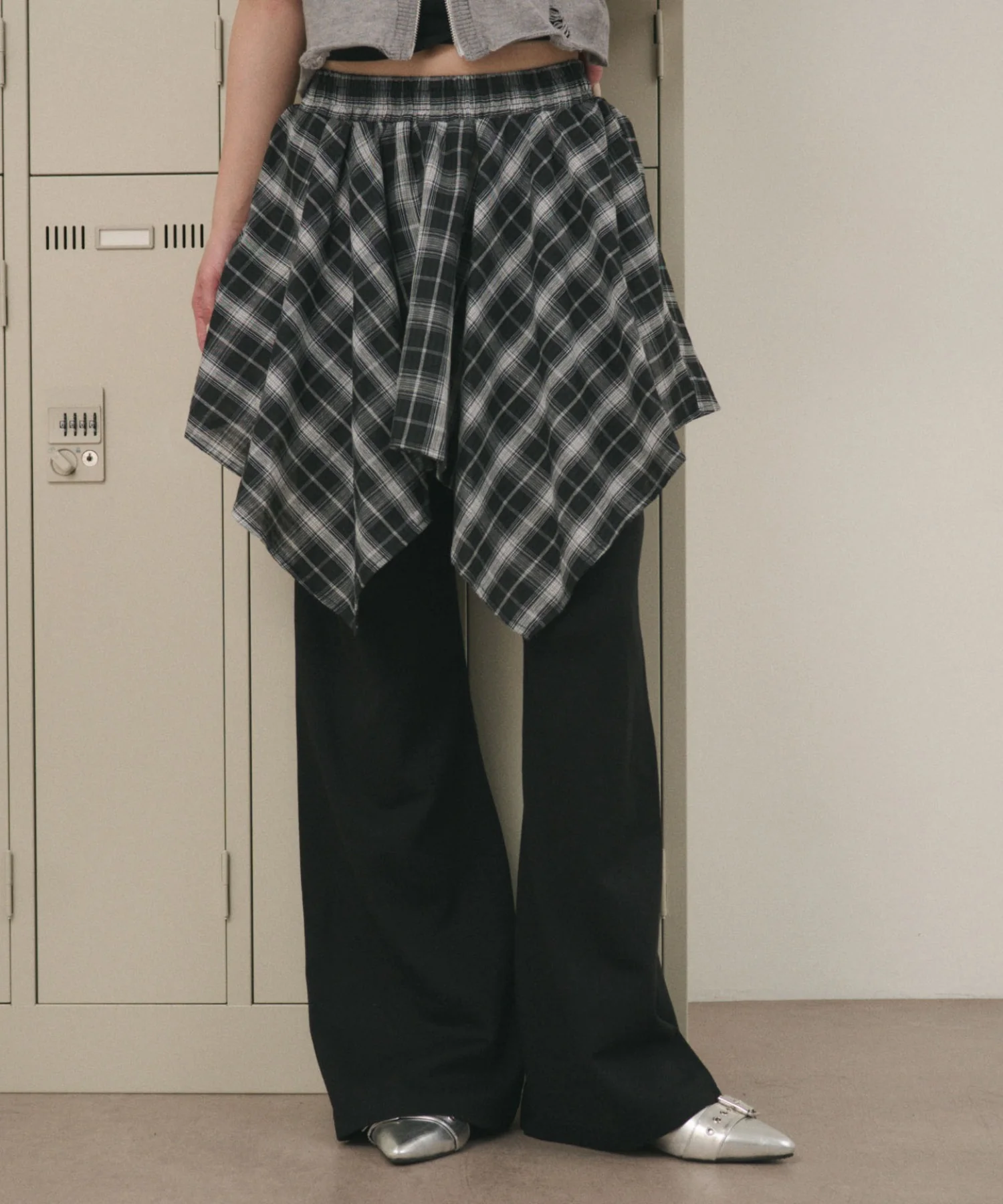 フェイクレイヤードフレアパンツ - Image 9