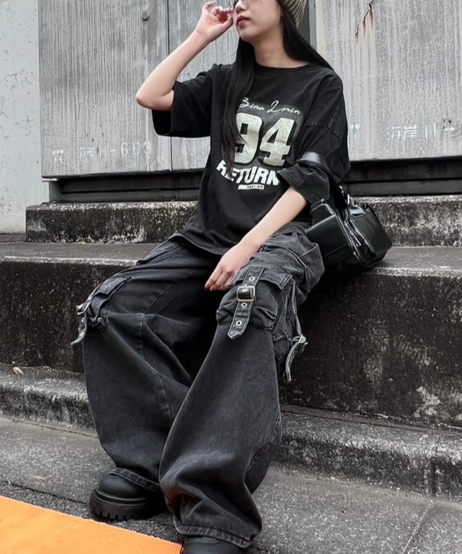 ナンバーロゴピグメントTシャツ - Image 2