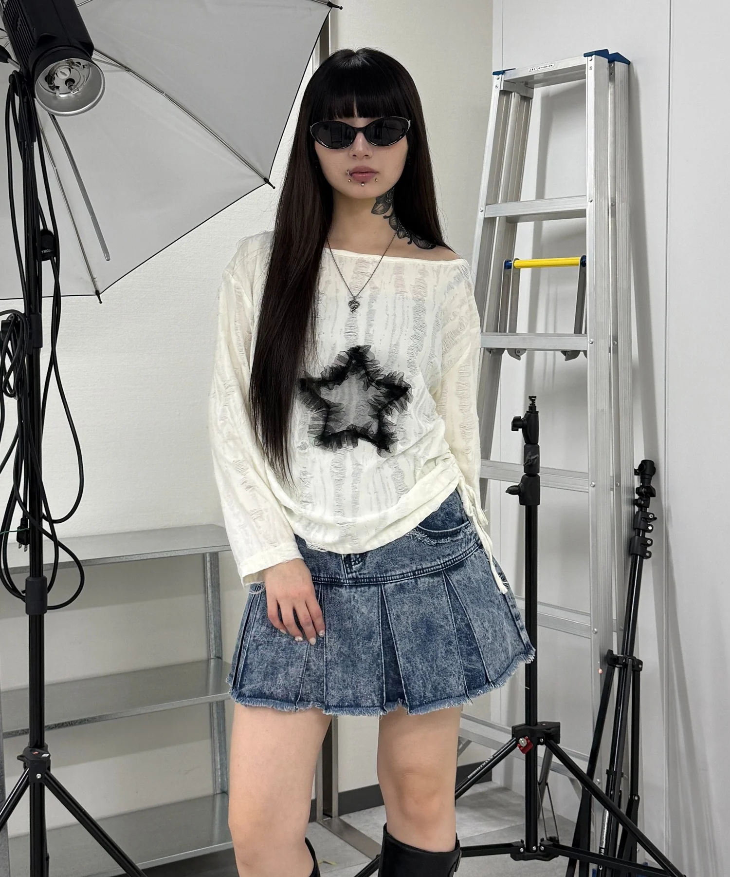 プリーツヘムフリンジデニムミニスカート - Image 15