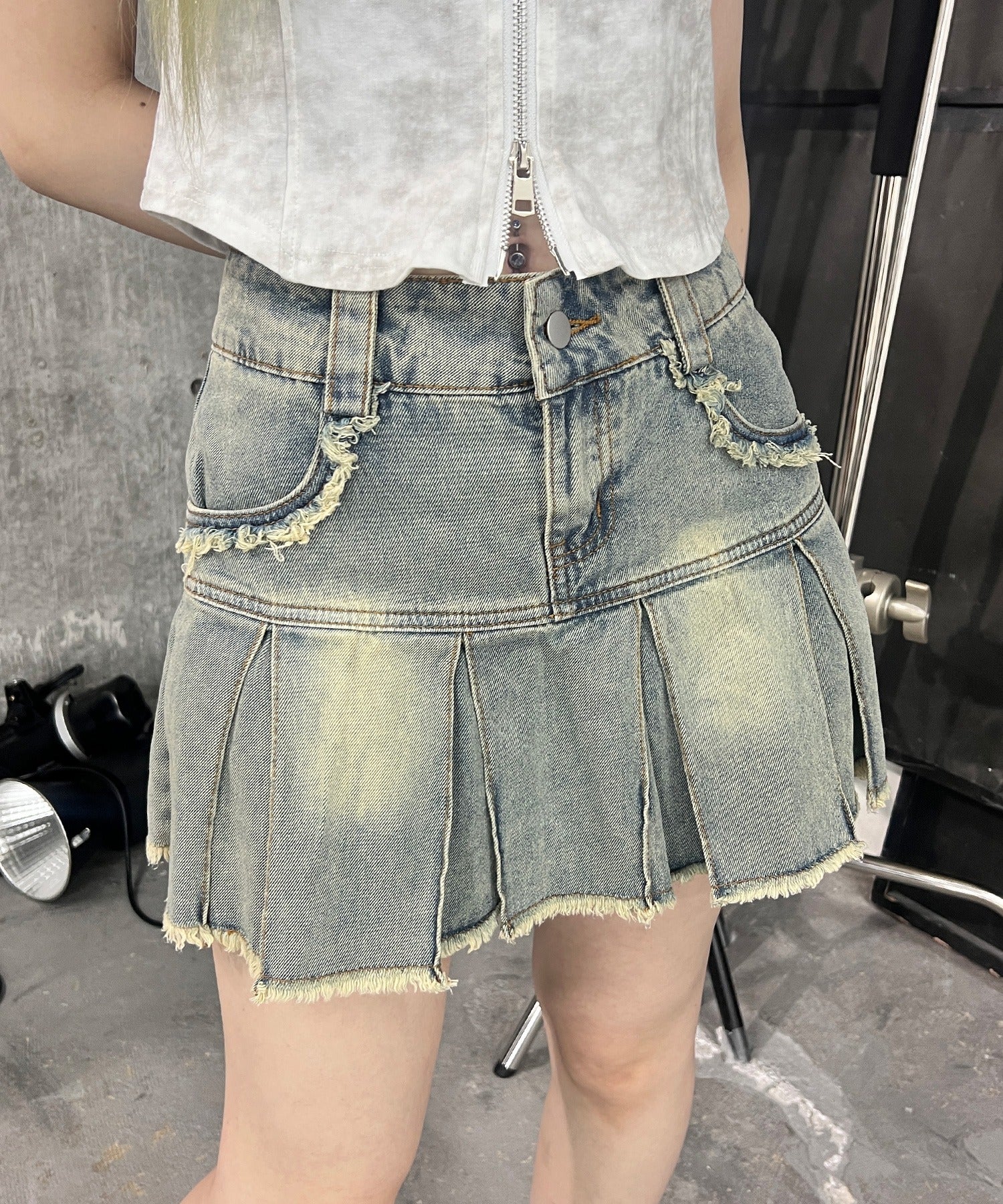 プリーツヘムフリンジデニムミニスカート - Image 8