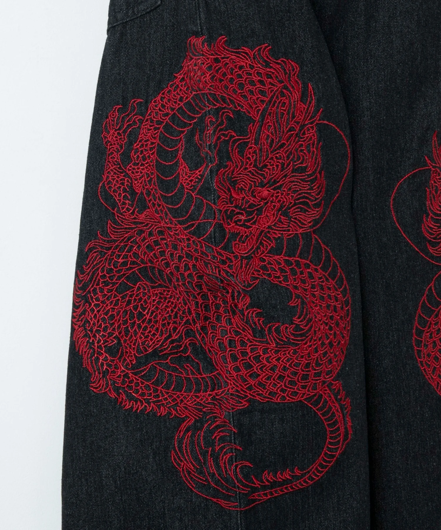 ドラゴン刺繍デニムパンツ - Image 22