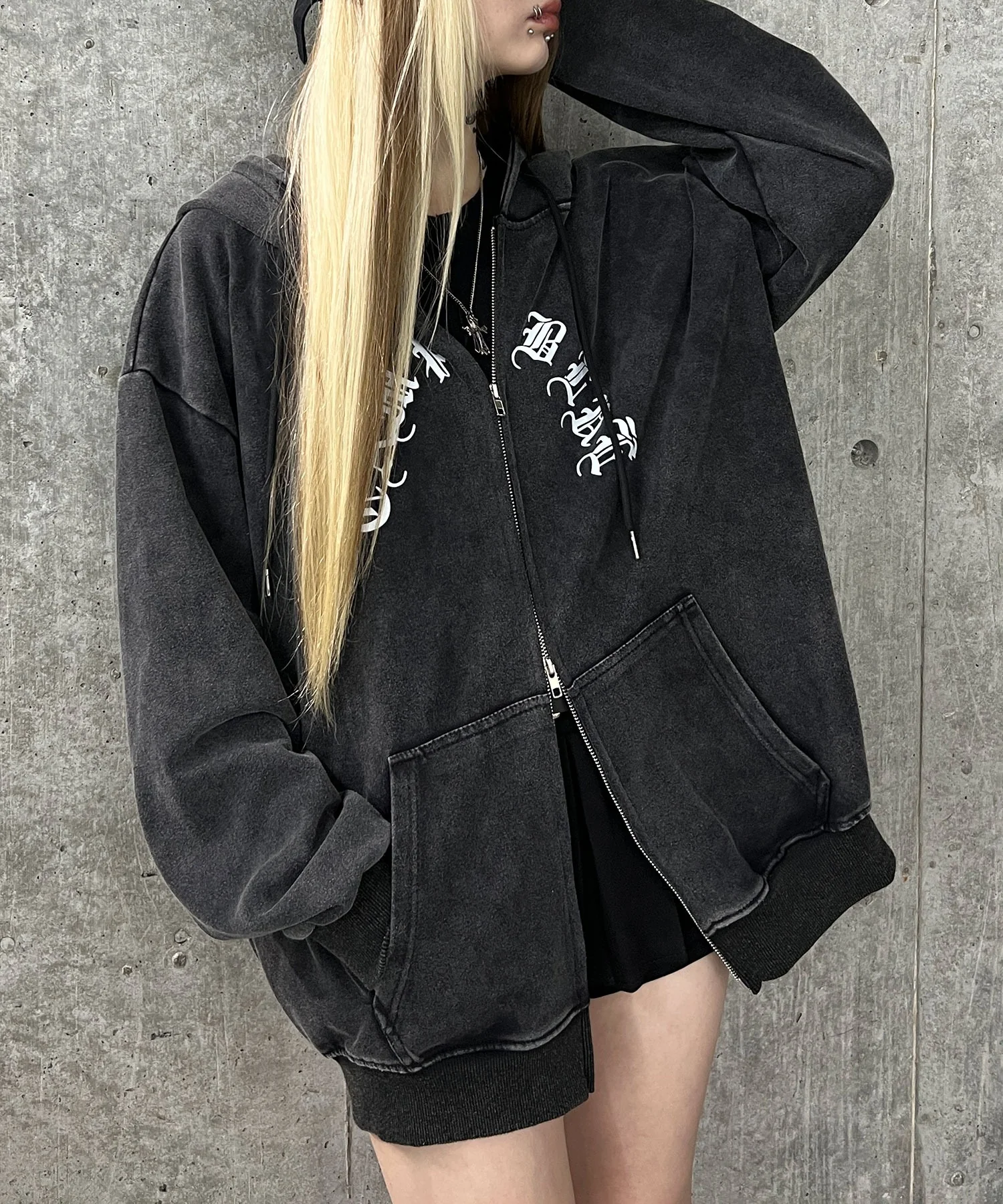 エイジドラージロゴジップパーカー - Image 4