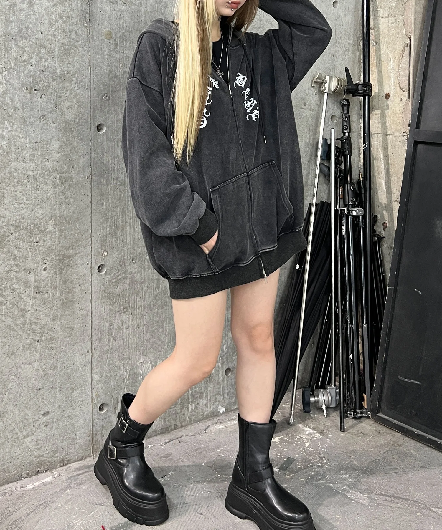エイジドラージロゴジップパーカー - Image 6