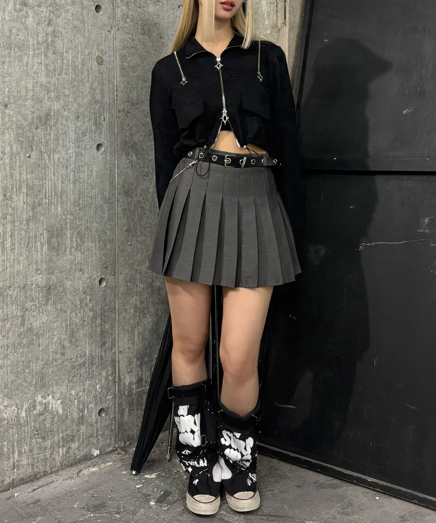 クロップドショルダーZIPトップ - Image 4