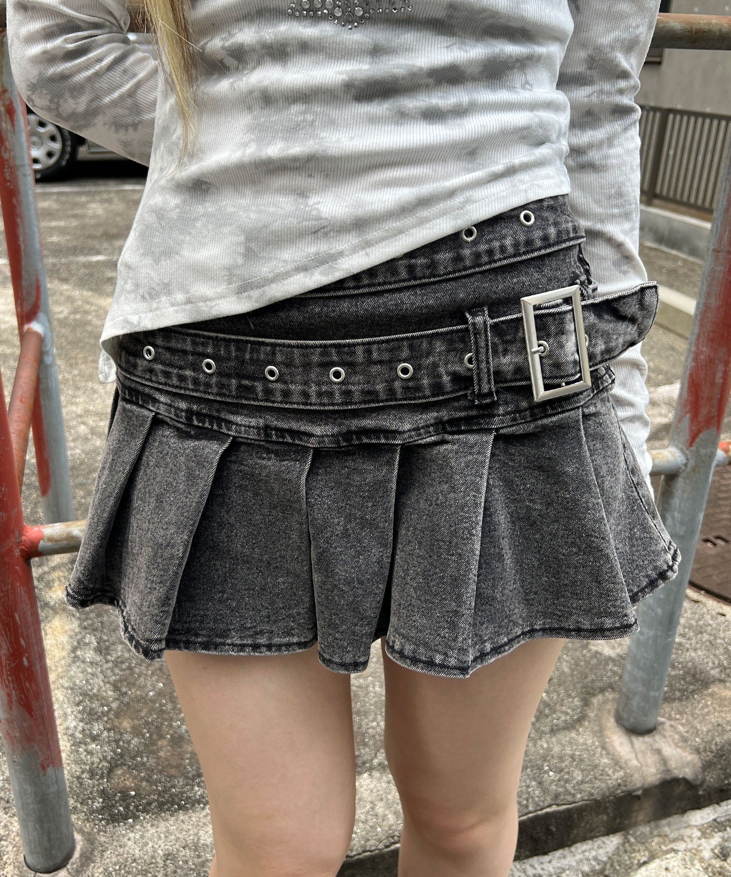 Wベルトデニムプリーツミニスカパン - Image 14