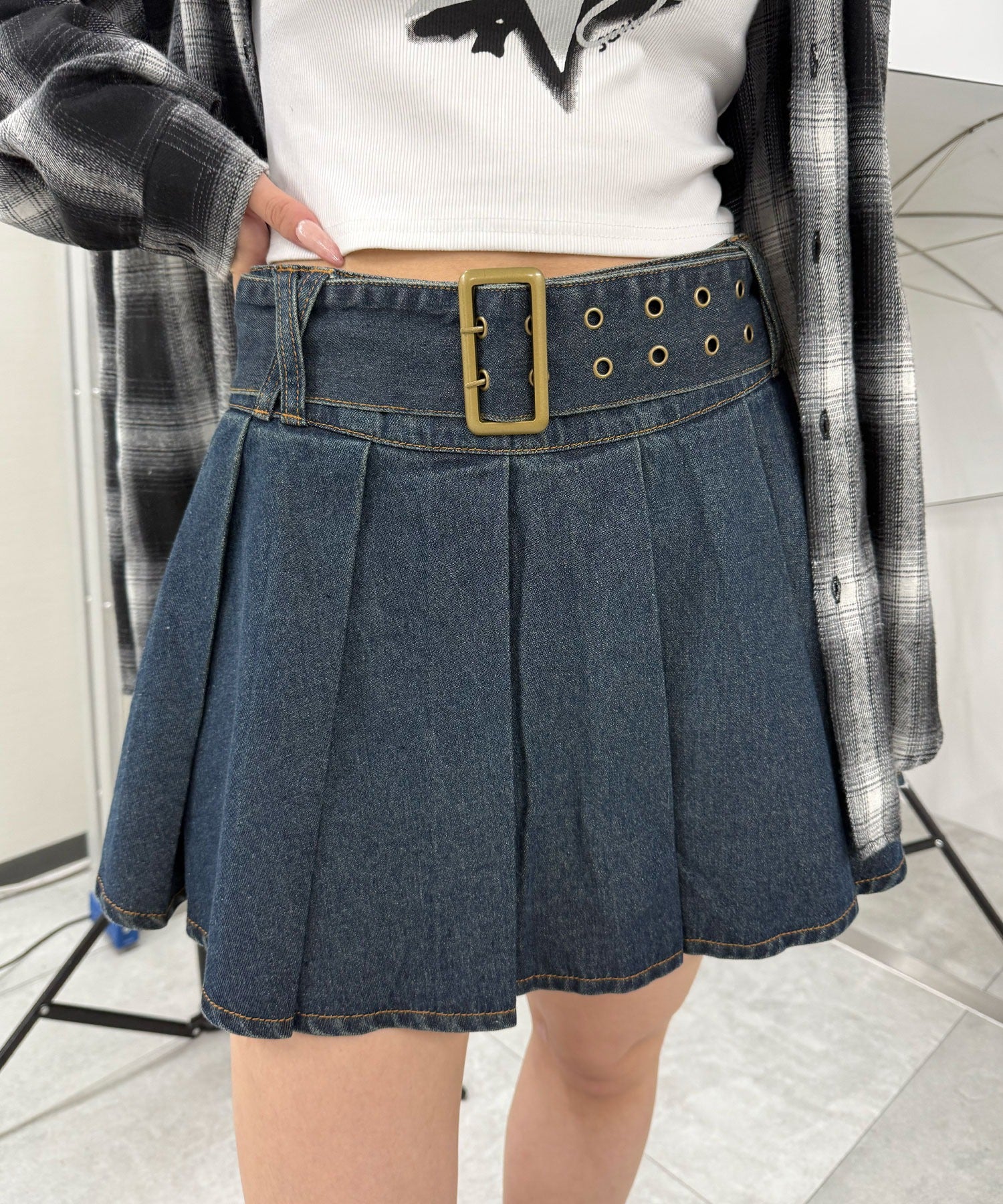 アイレットベルトデニムプリーツミニスカパン - Image 7