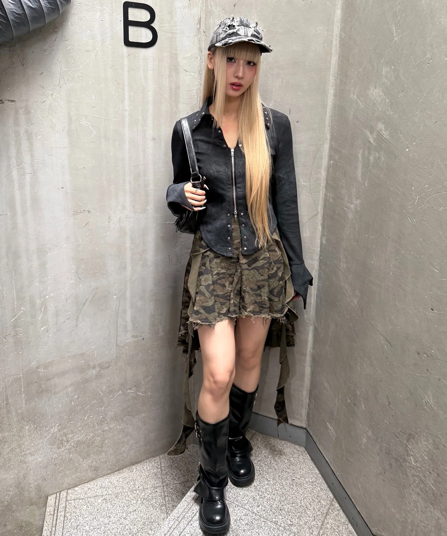 カモフライレヘムミドルスカート - Image 3