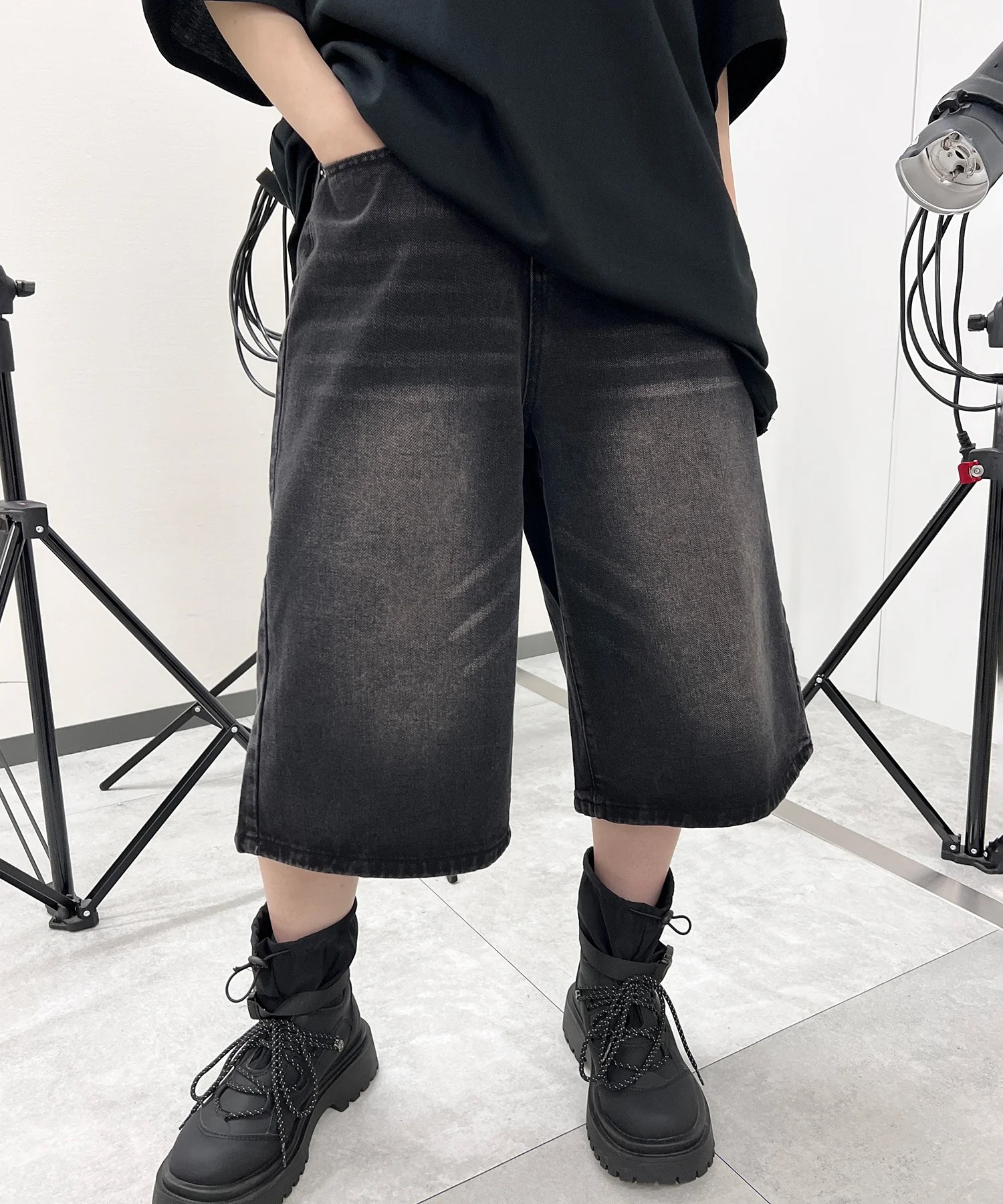 ワイドデニムハーフパンツ - Image 2