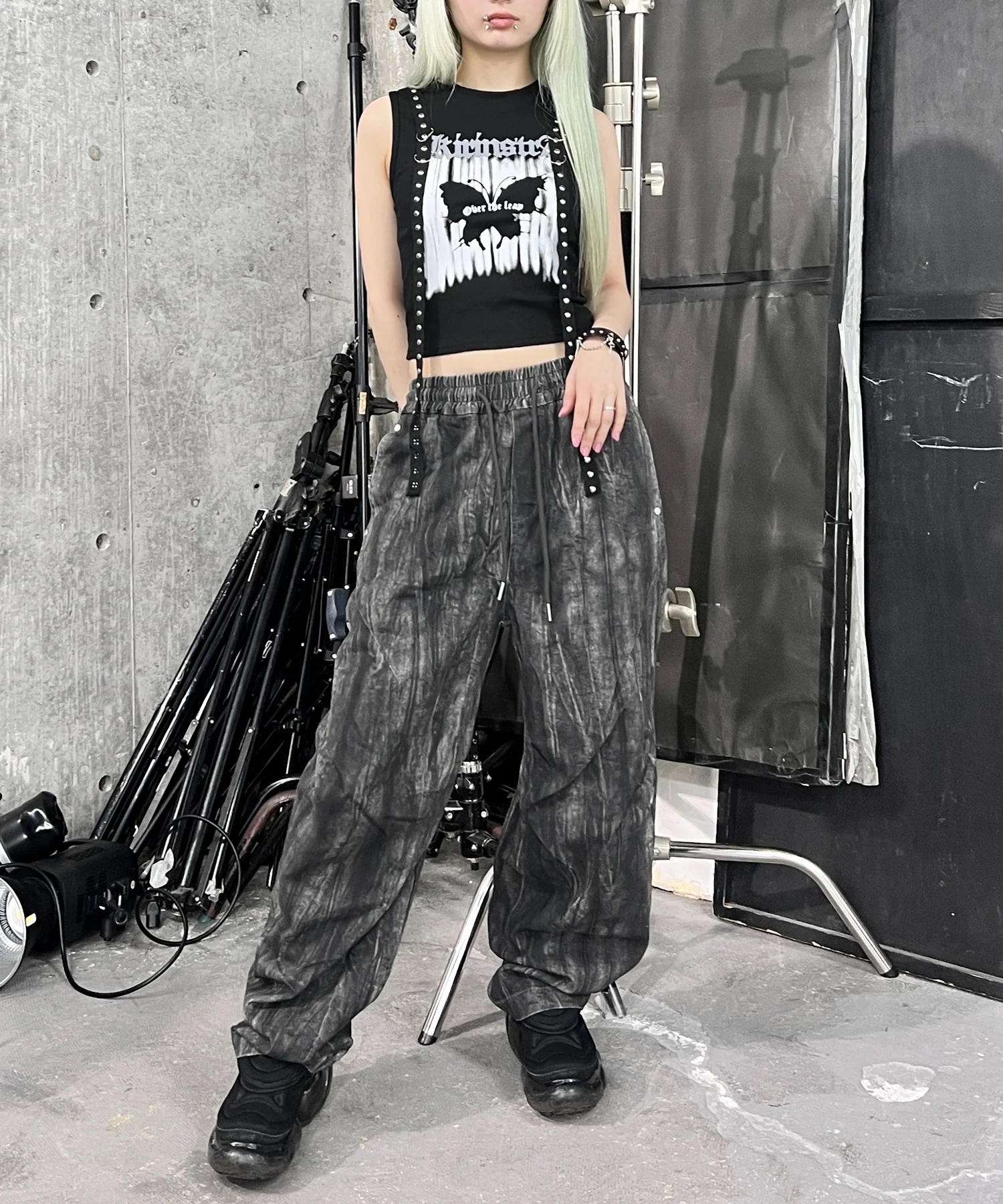 バタフライスタッズタンク - Image 4