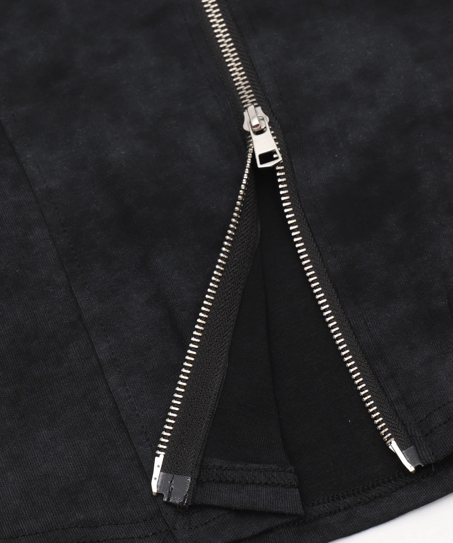 メタルバッジZIP UPトップ - Image 13