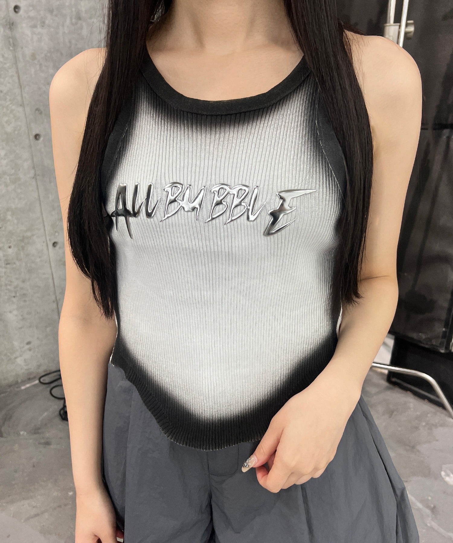 メタルロゴタンク