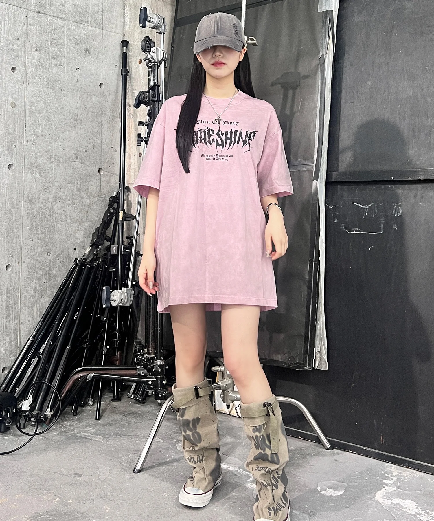 ダーティ加工メタルロゴビッグT - Image 5