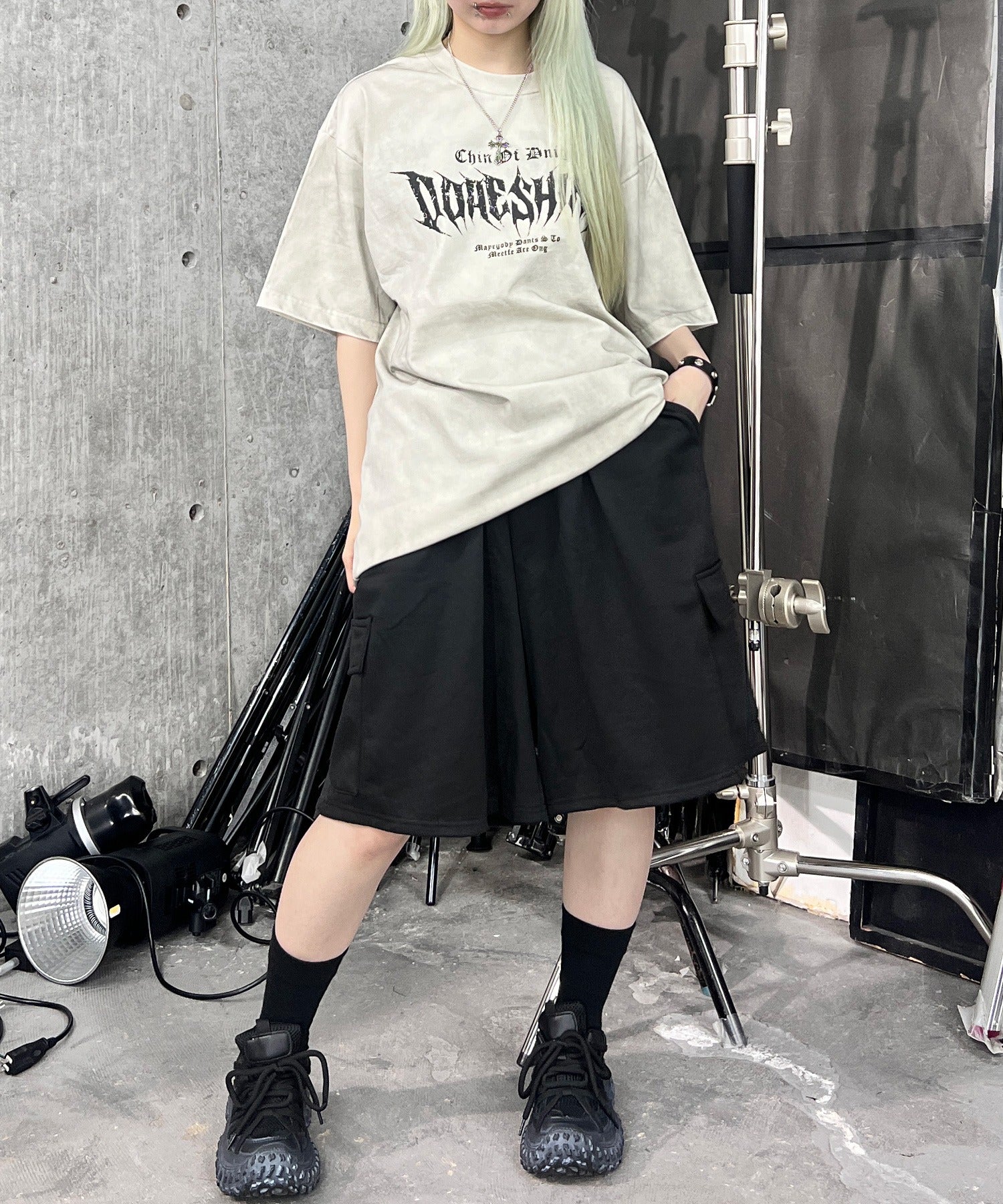 ダーティ加工メタルロゴビッグT - Image 7