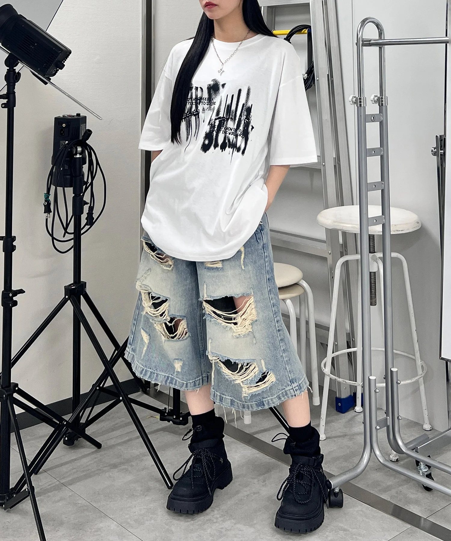 ダメージデニムハーフパンツ - Image 11