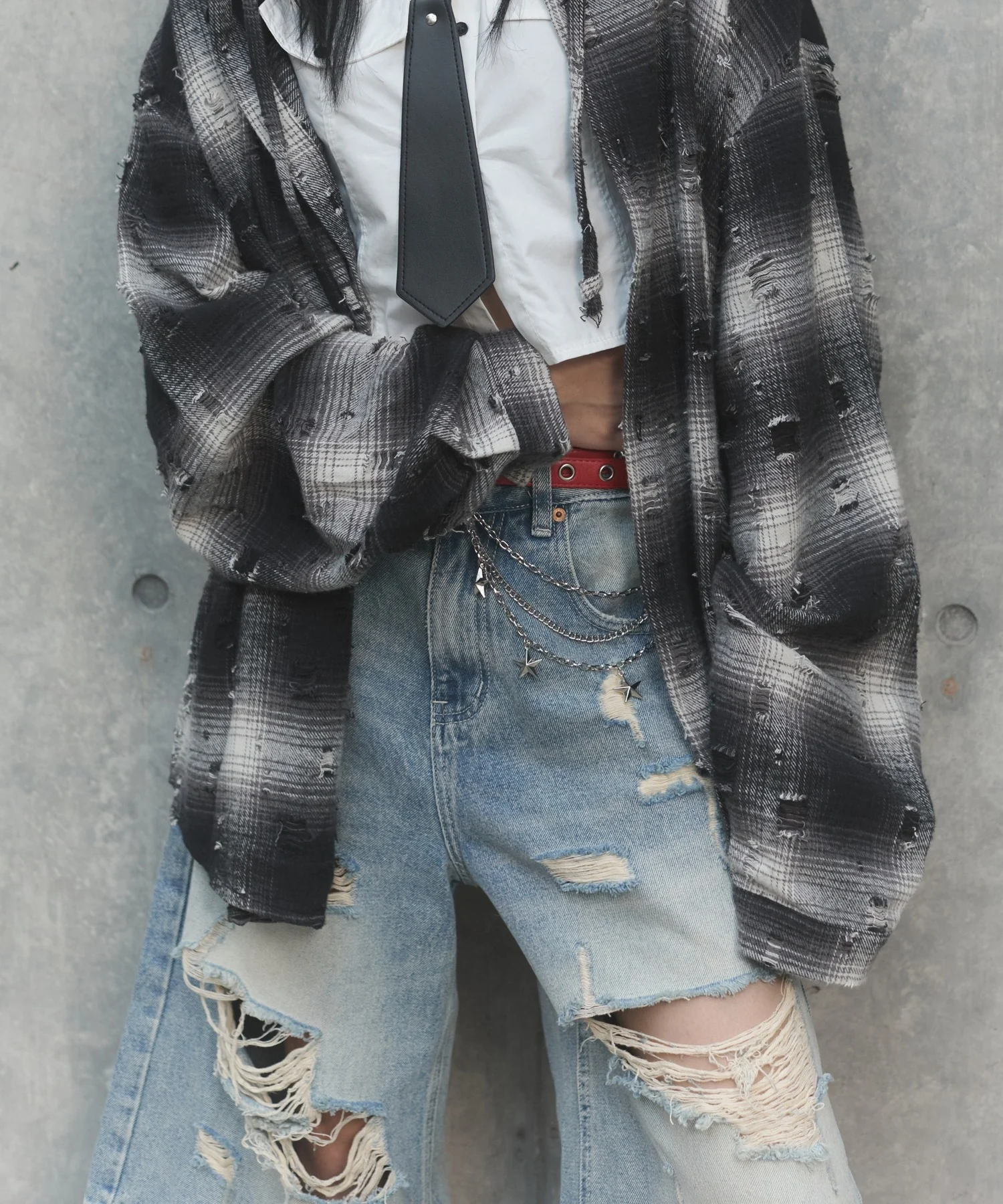 ダメージデニムハーフパンツ - Image 3