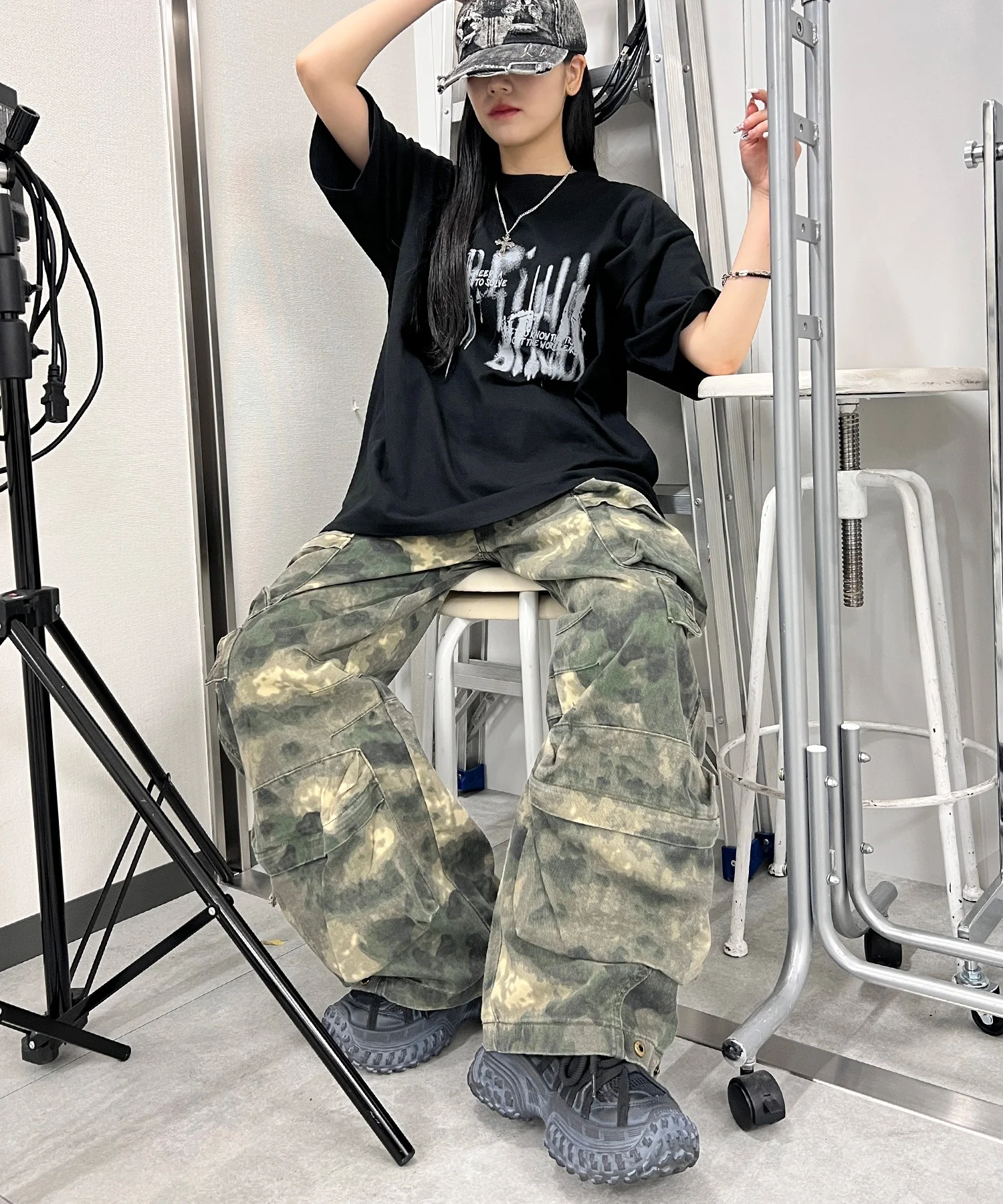 カモフラユーティリティカーゴパンツ - Image 6