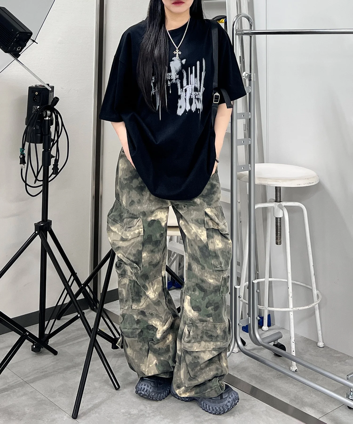 カモフラユーティリティカーゴパンツ - Image 8