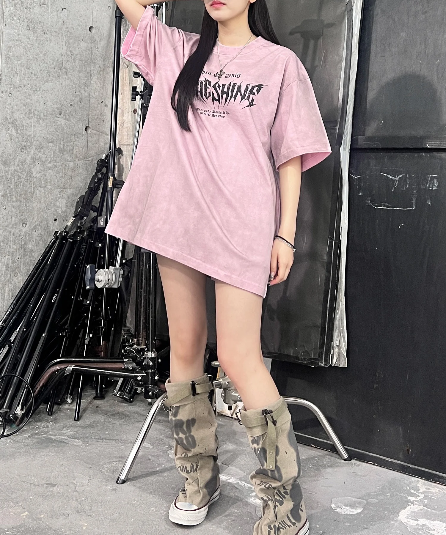 ダーティ加工メタルロゴビッグT - Image 5