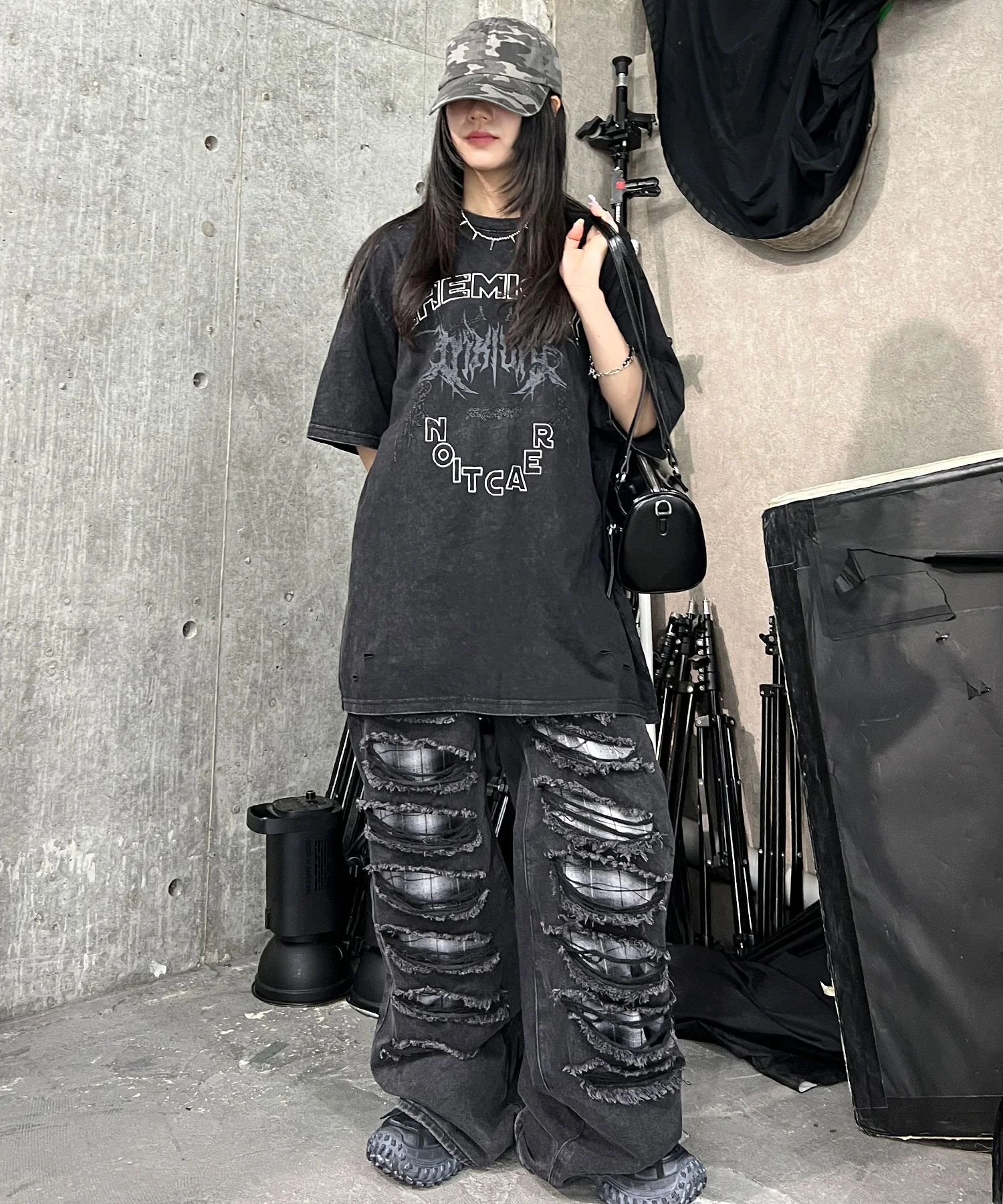 ケミカルスタッズビッグT - Image 6