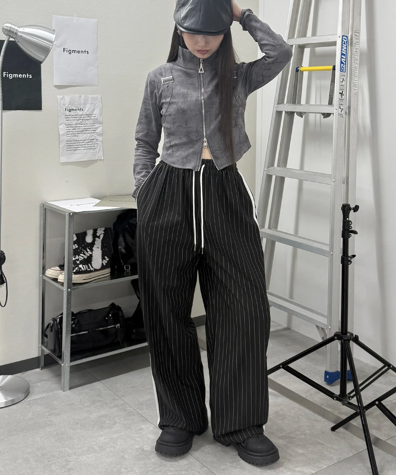 ストライプトラックパンツ - Image 17