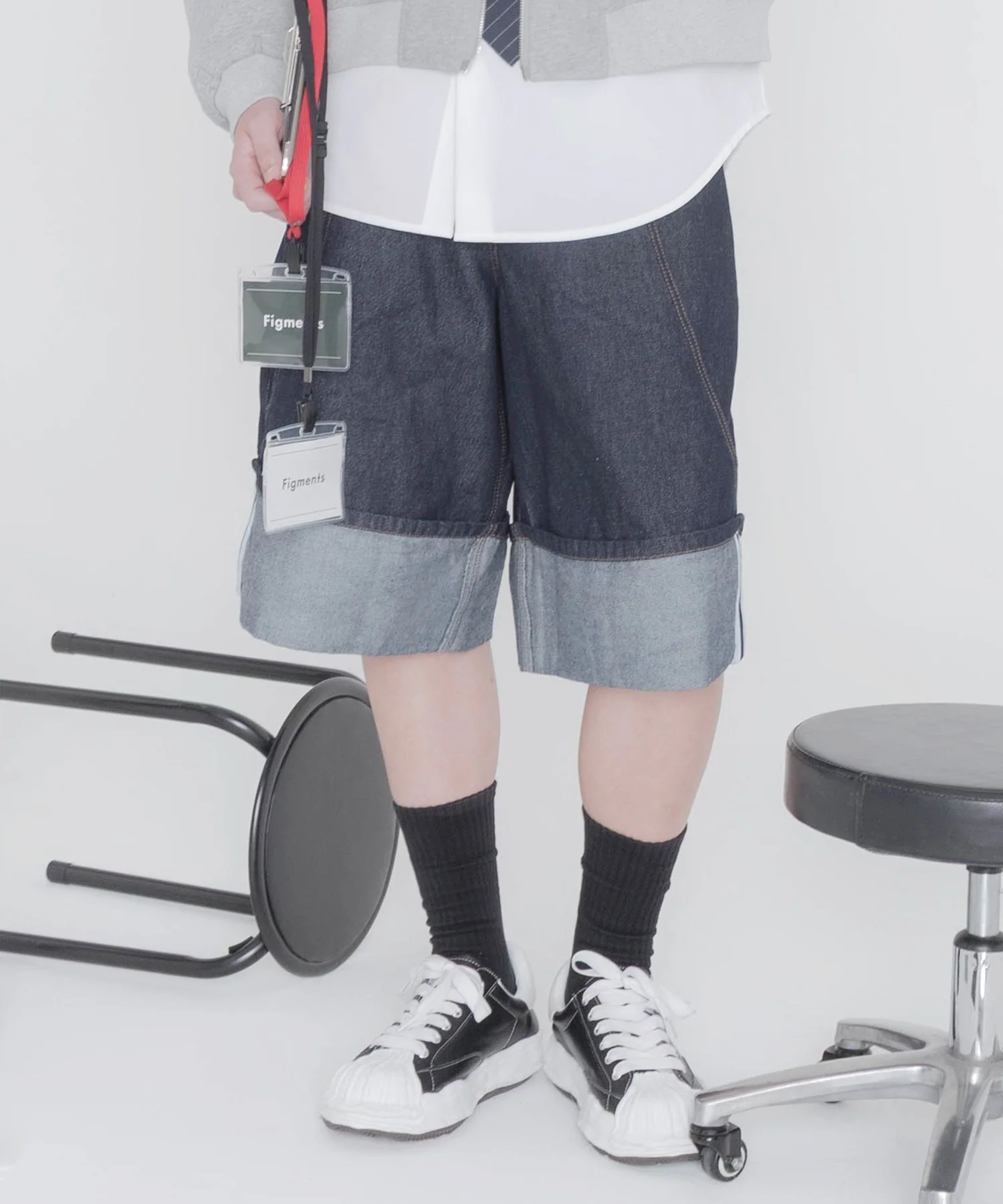 ロールアップデニムハーフパンツ - Image 2