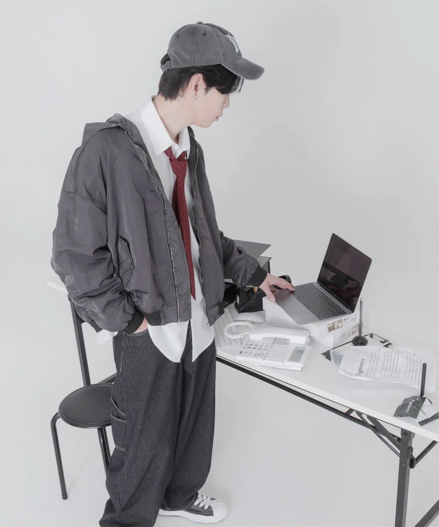 フェードフーデッドボンバージャケット - Image 3