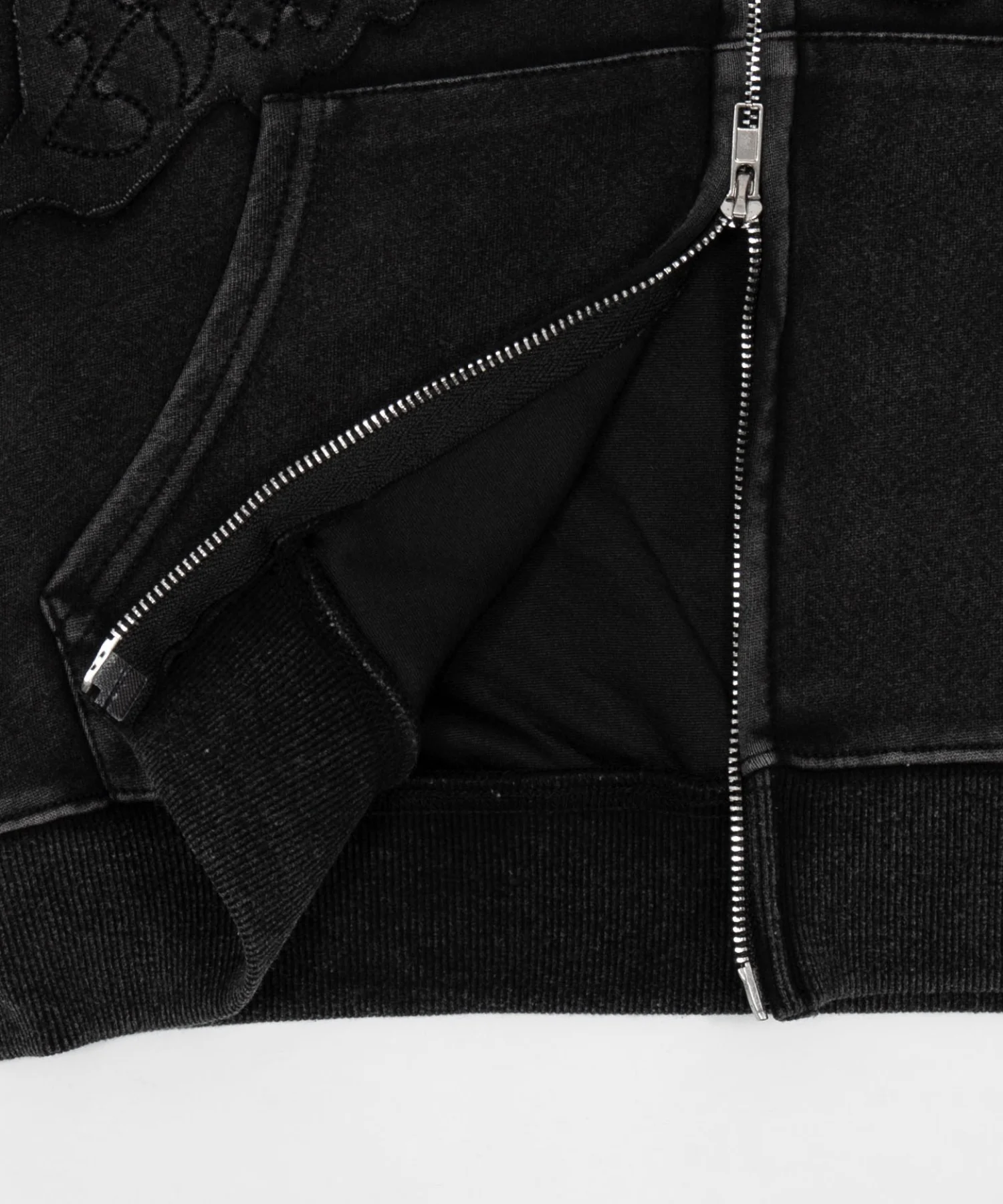 フェードゴシックロゴフーディ－ - Image 13