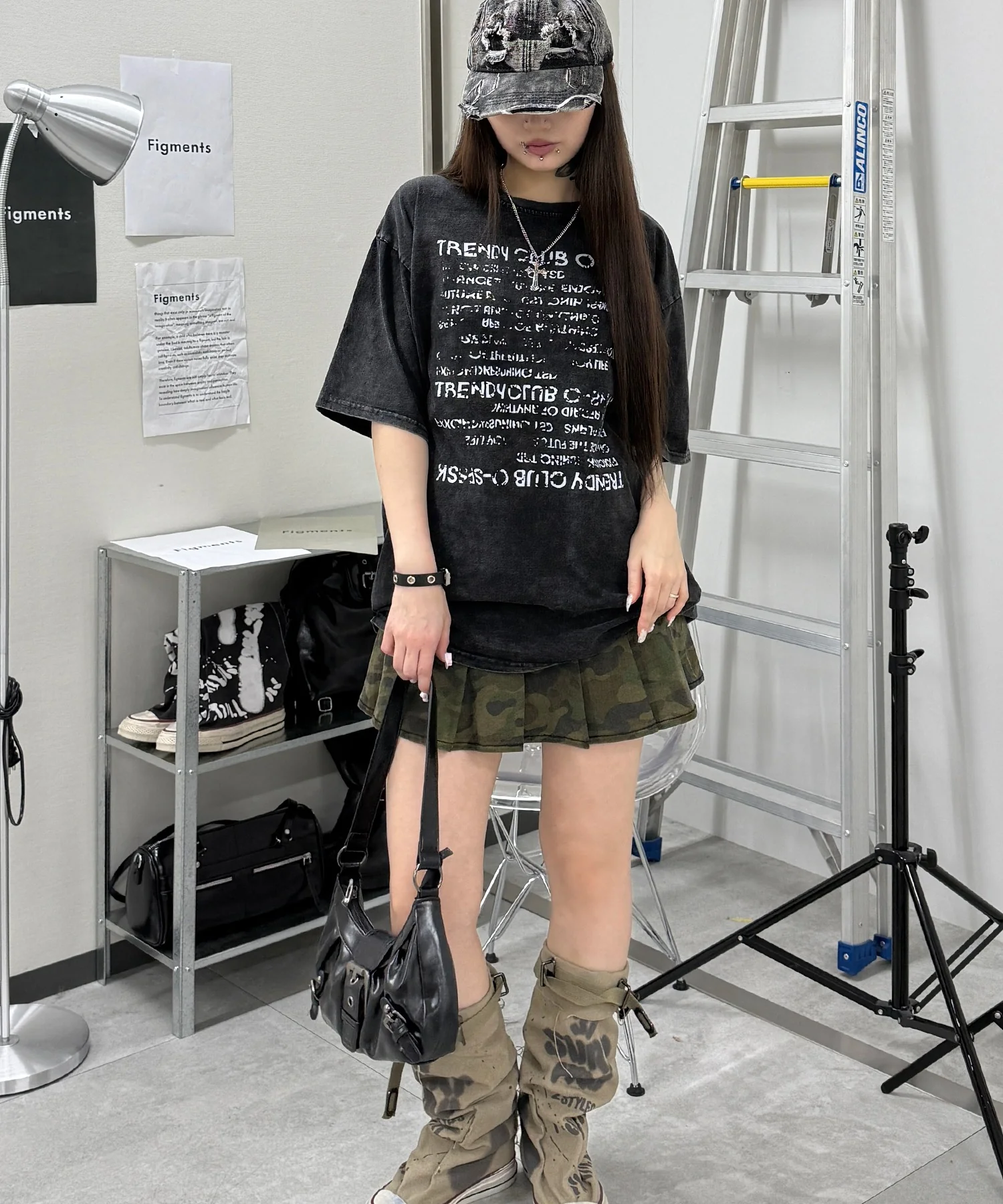 ゴシックロゴピグメントビッグT - Image 9