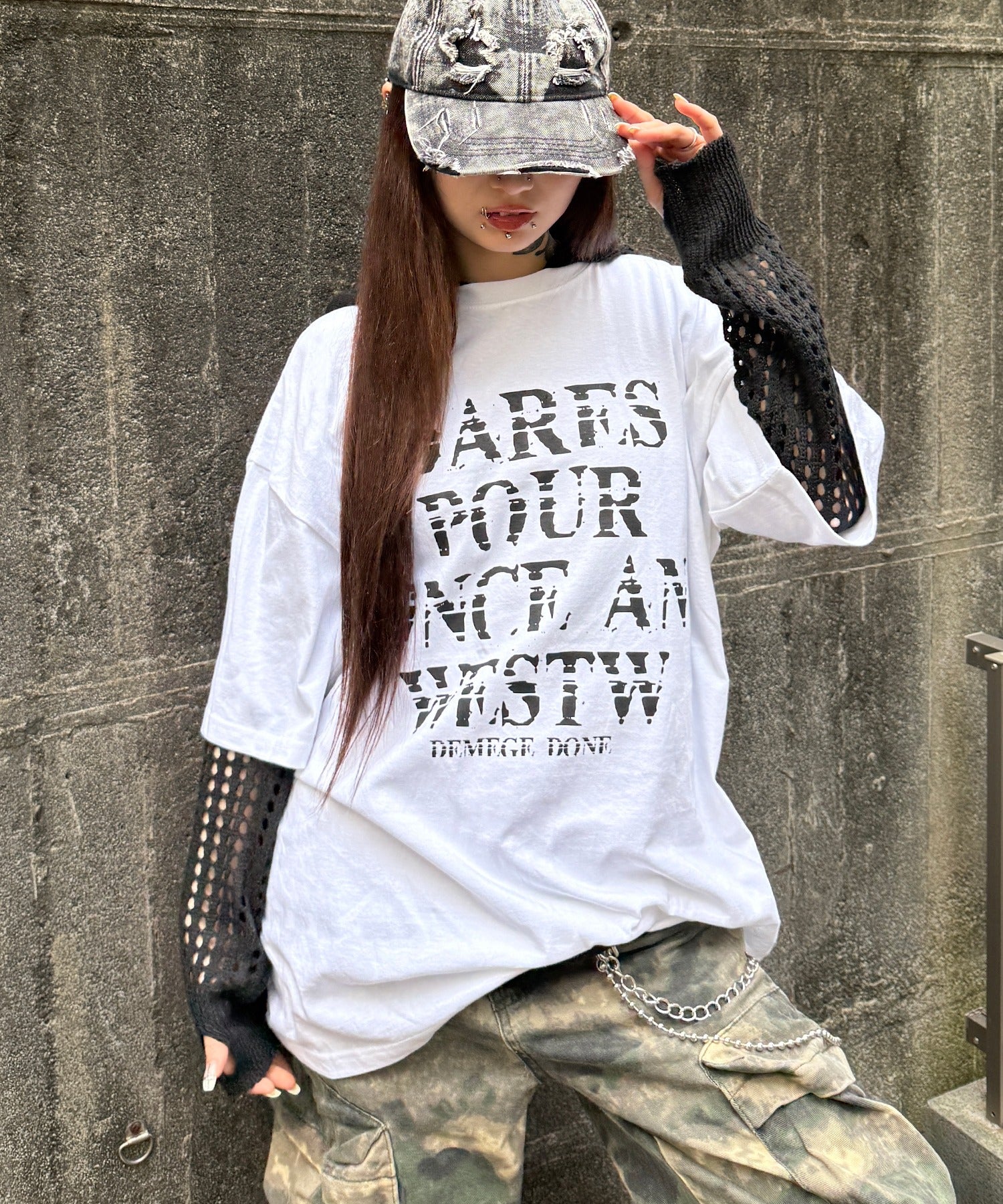 ノイズロゴビッグTシャツ - Image 4