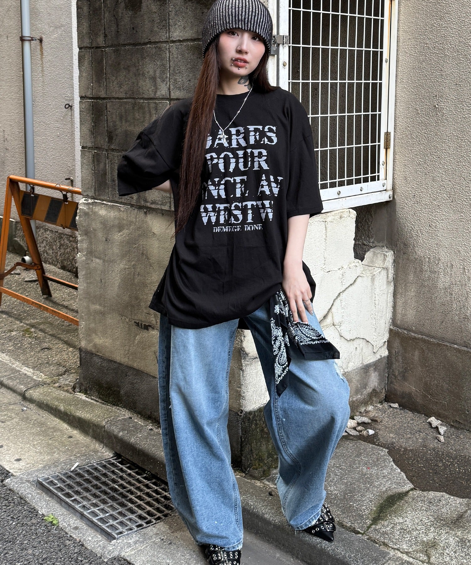ノイズロゴビッグTシャツ - Image 8