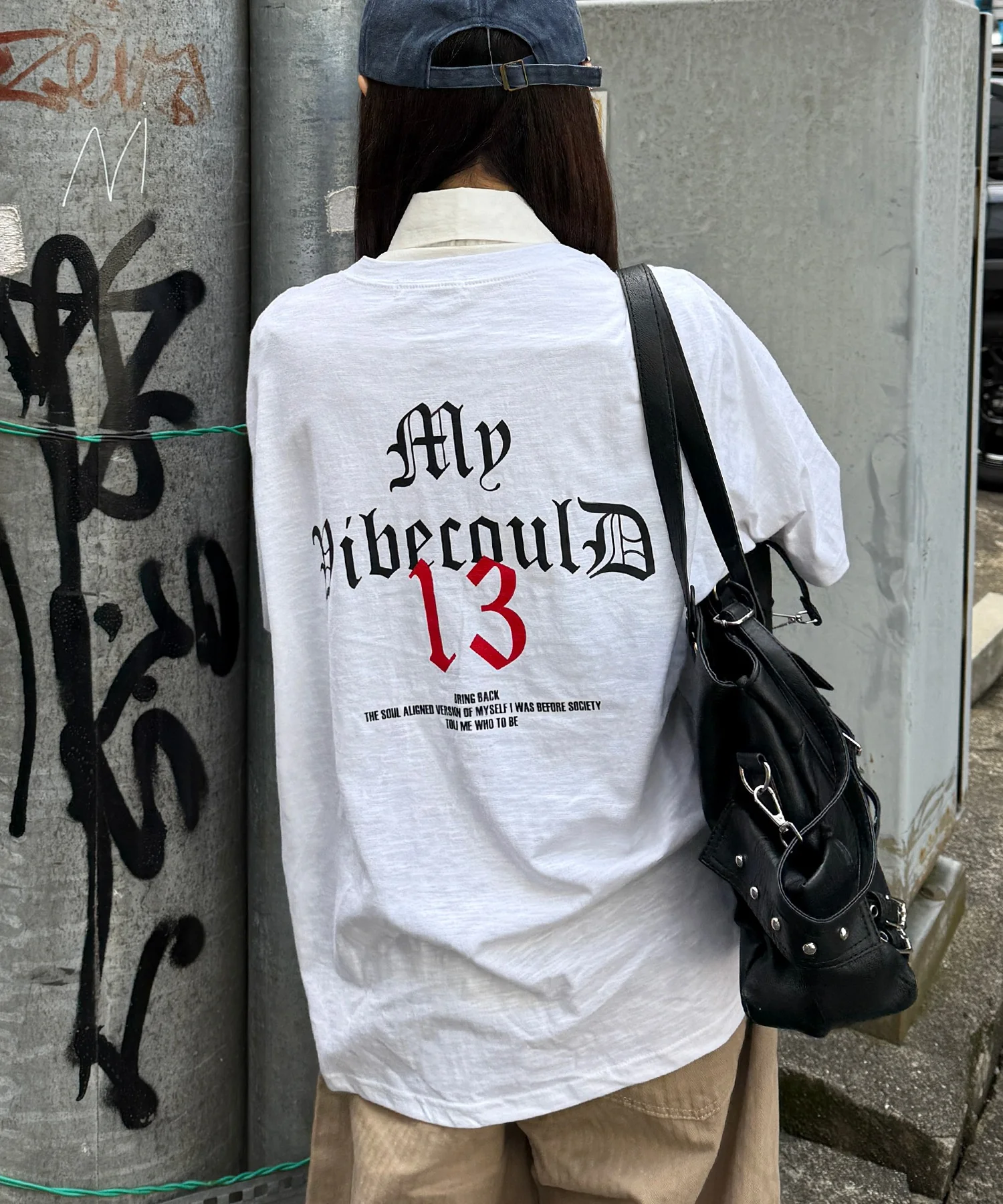 ゴシックロゴビッグTシャツ - Image 2