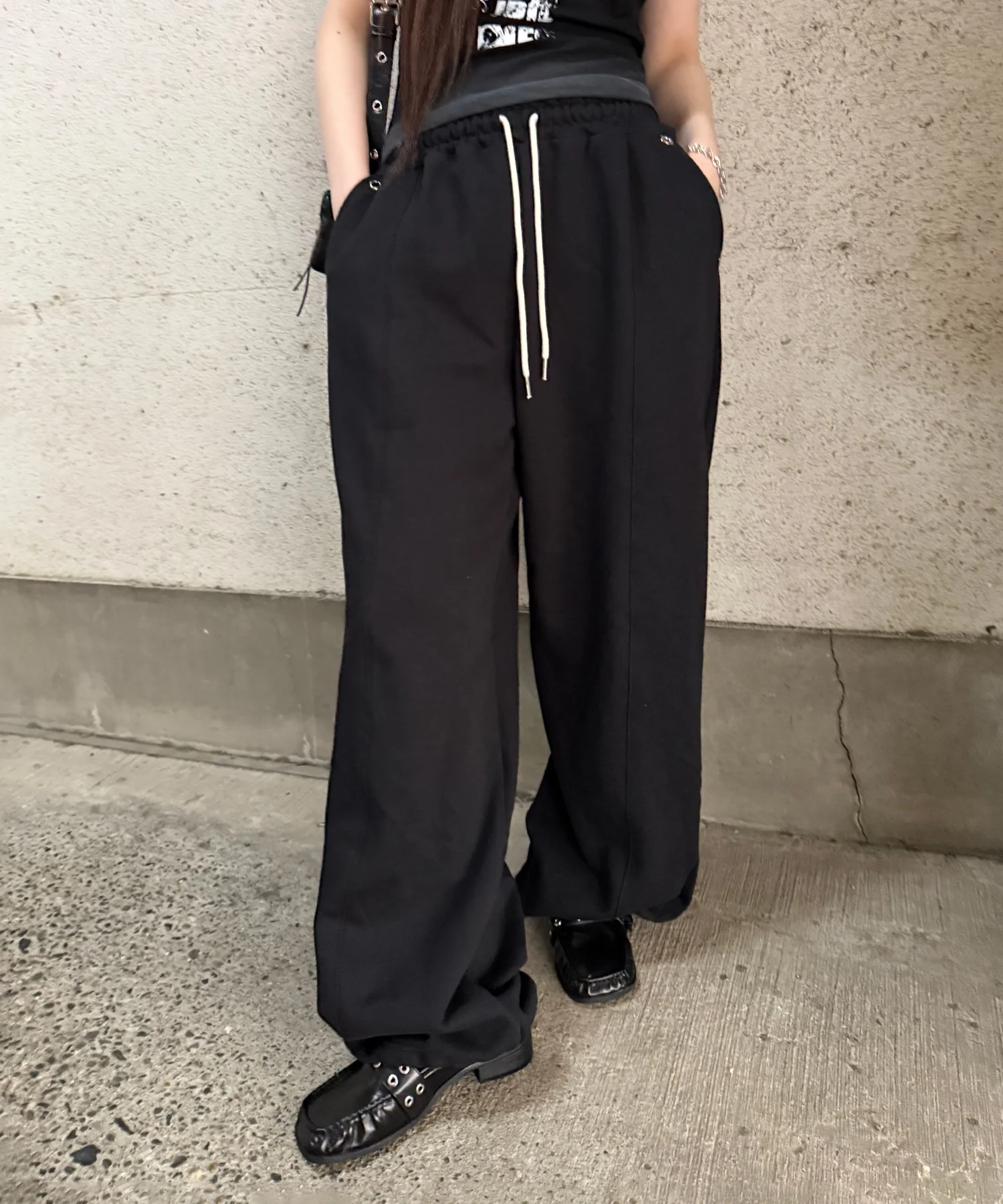 アイレットスウェットパンツ - Image 2
