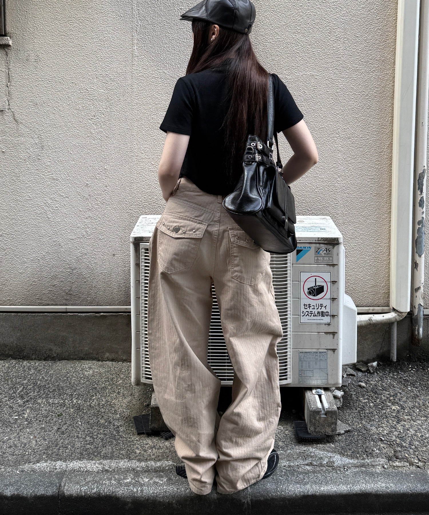 フラップスタッズヘリンボーンパンツ - Image 7