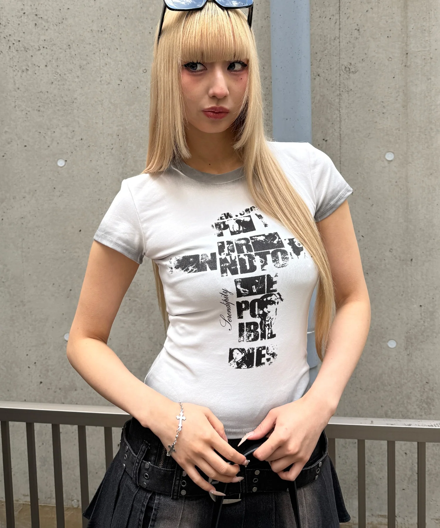 フェードクロスロゴTシャツ - Image 3