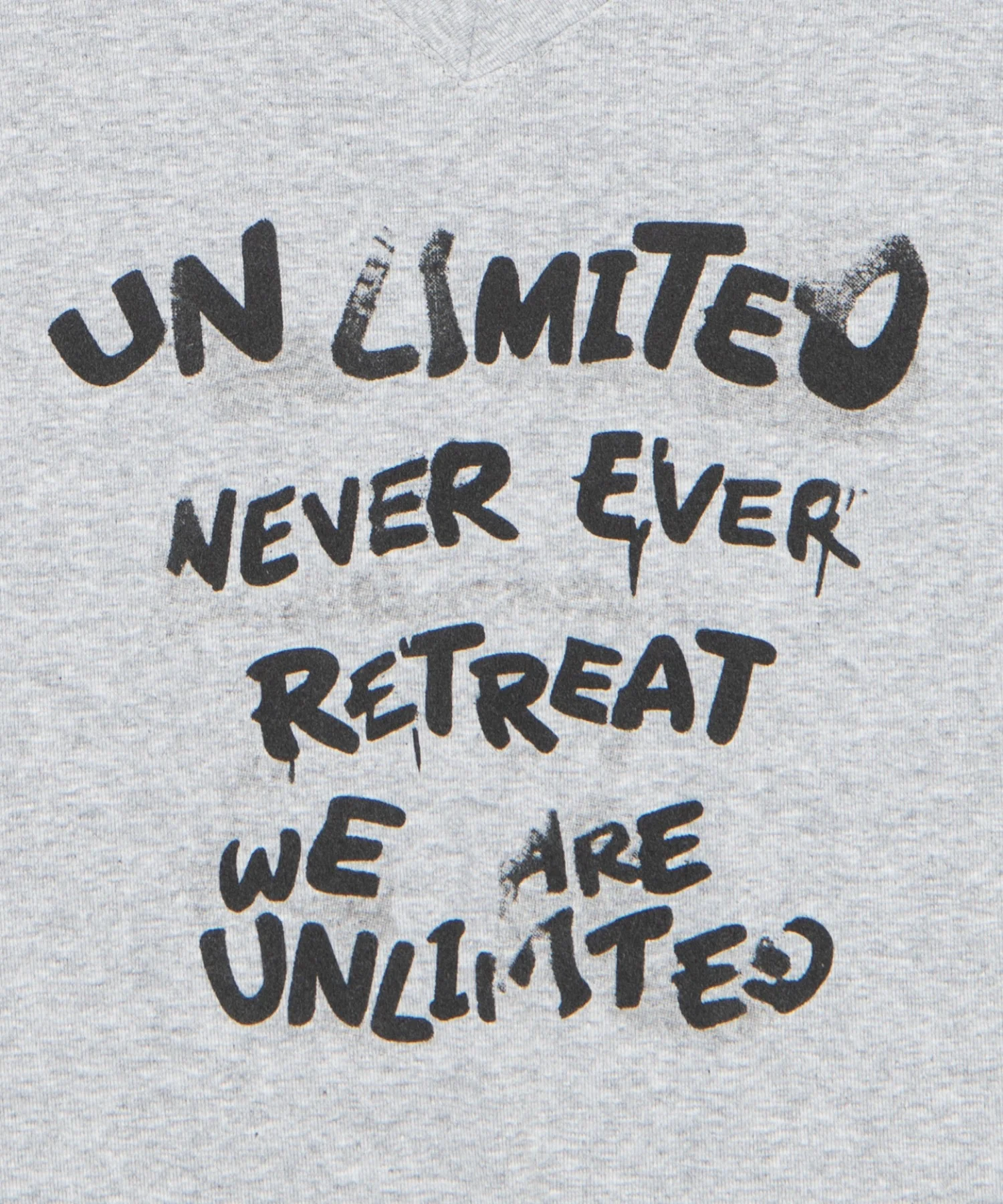 アイレットVネックTシャツ - Image 12