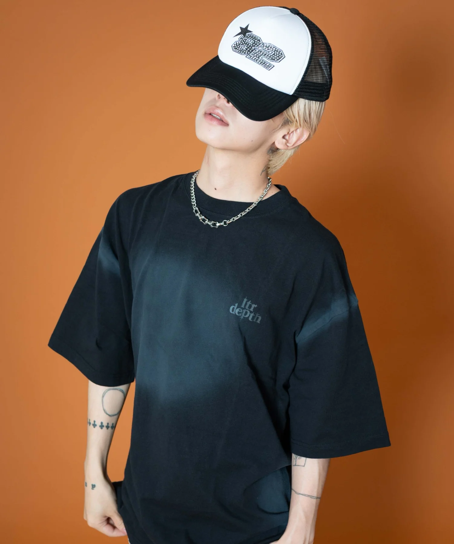 バックスタッズグラフィックT（SS） - Image 28