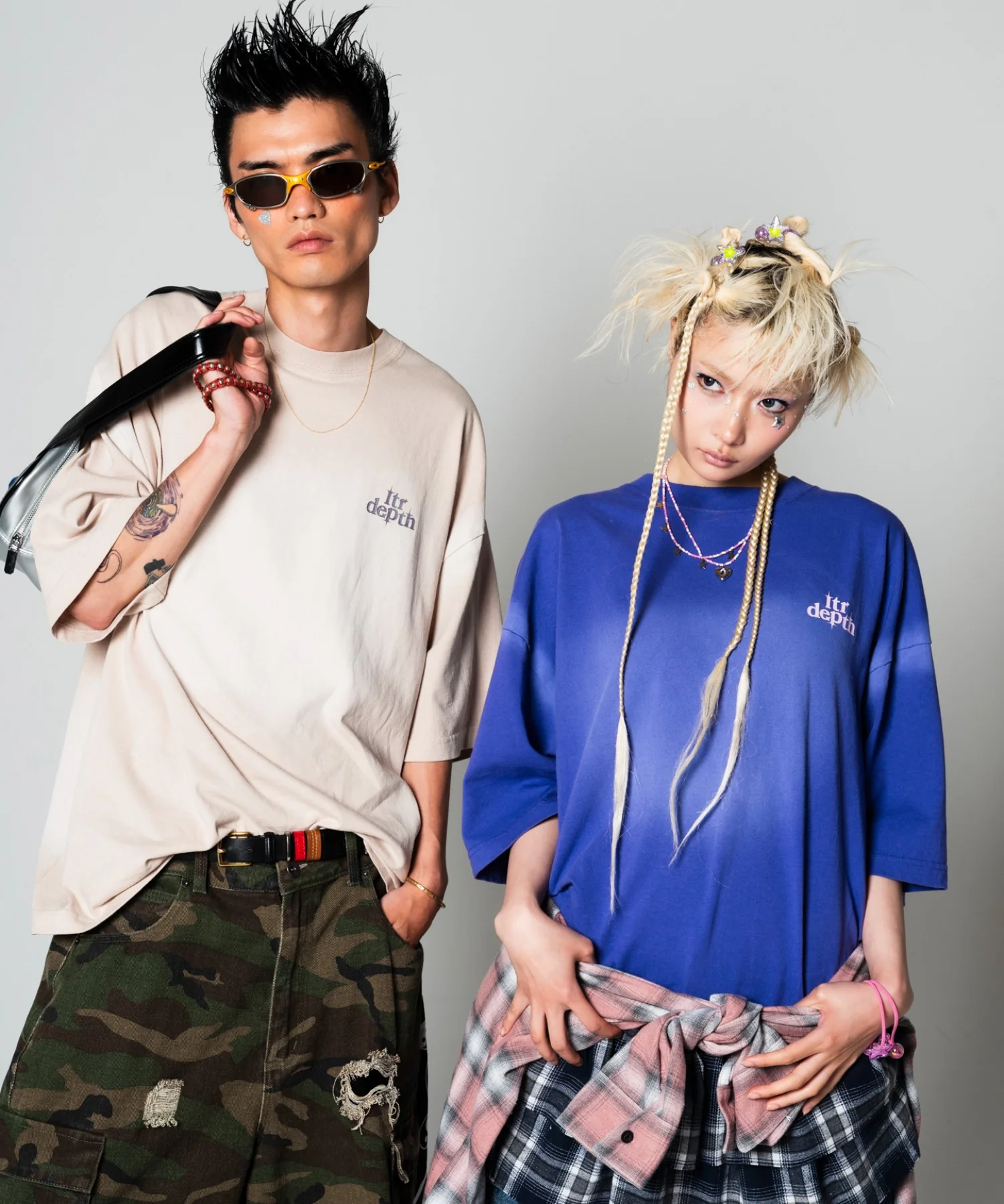 バックスタッズグラフィックT（SS） - Image 34