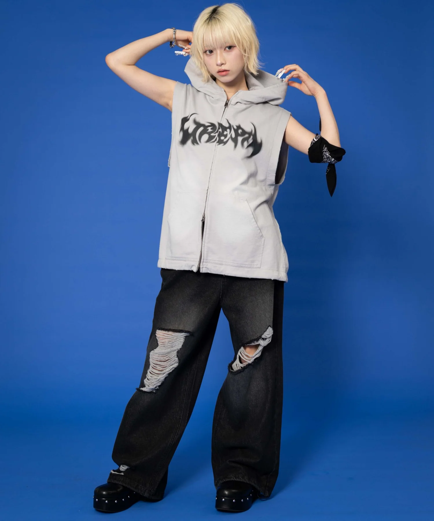 ノースリーブグラフィックZIPパーカー - Image 17