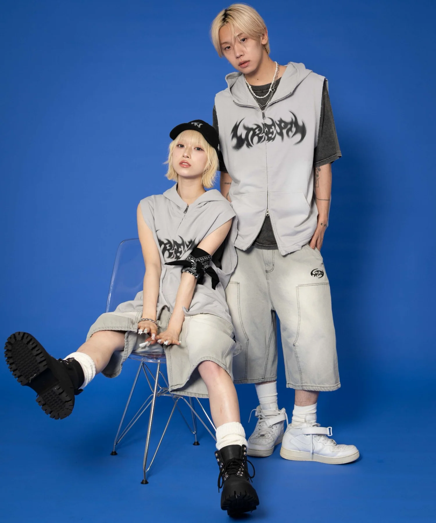 ノースリーブグラフィックZIPパーカー - Image 18