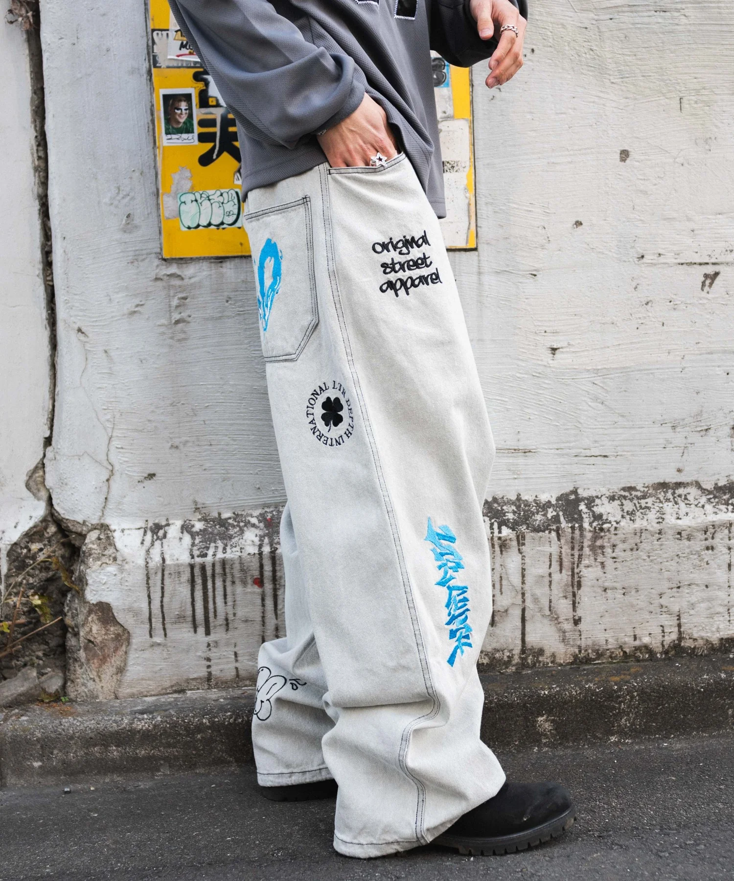 グラフィックデニムパンツ - Image 14