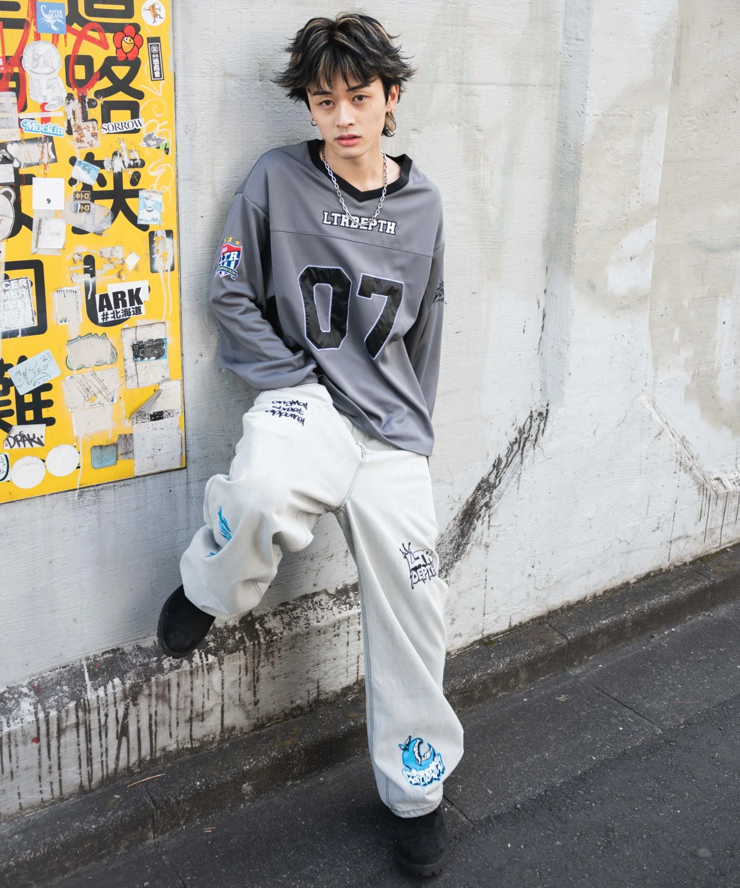 グラフィックデニムパンツ - Image 4