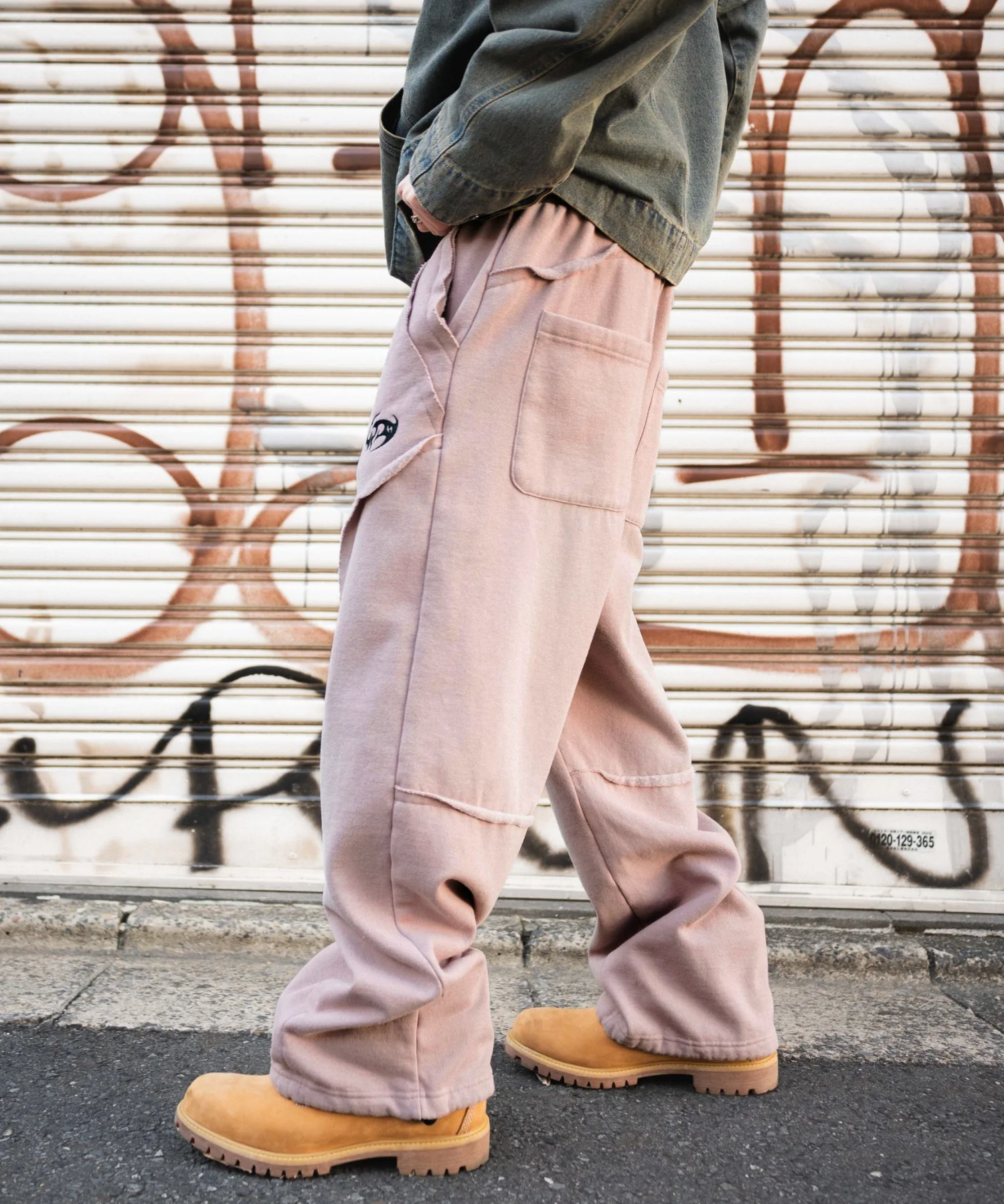 グラフィックスウェットパンツ - Image 12