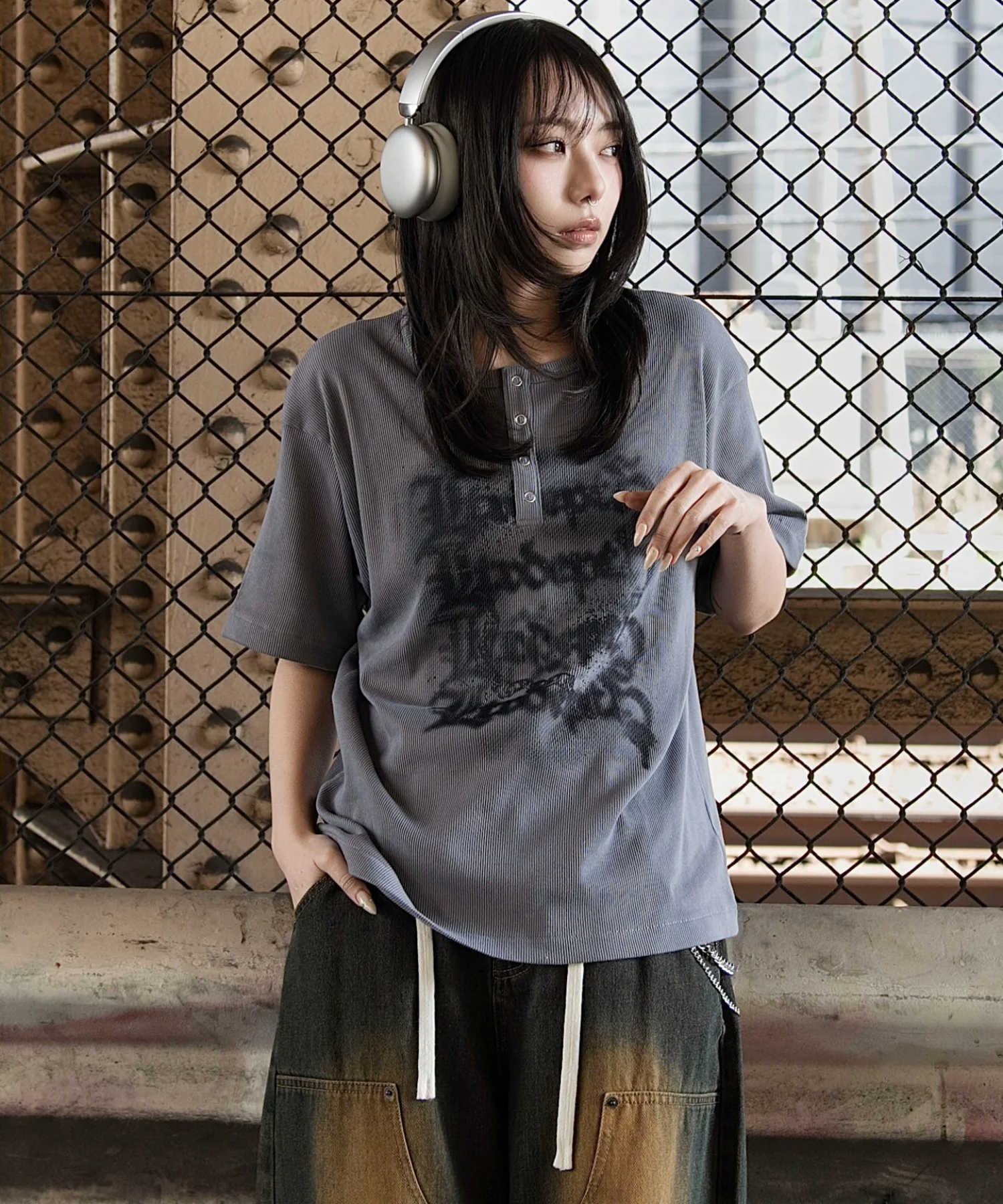 グラフィックヘンリーネックT（SS） - Image 21