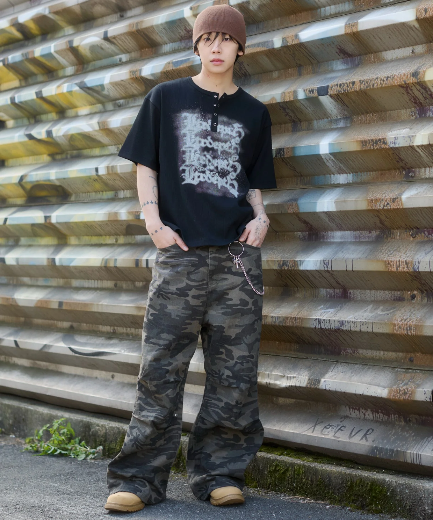 グラフィックヘンリーネックT（SS） - Image 25