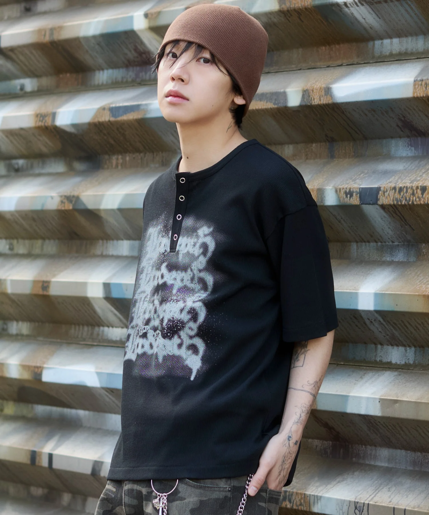 グラフィックヘンリーネックT（SS） - Image 28