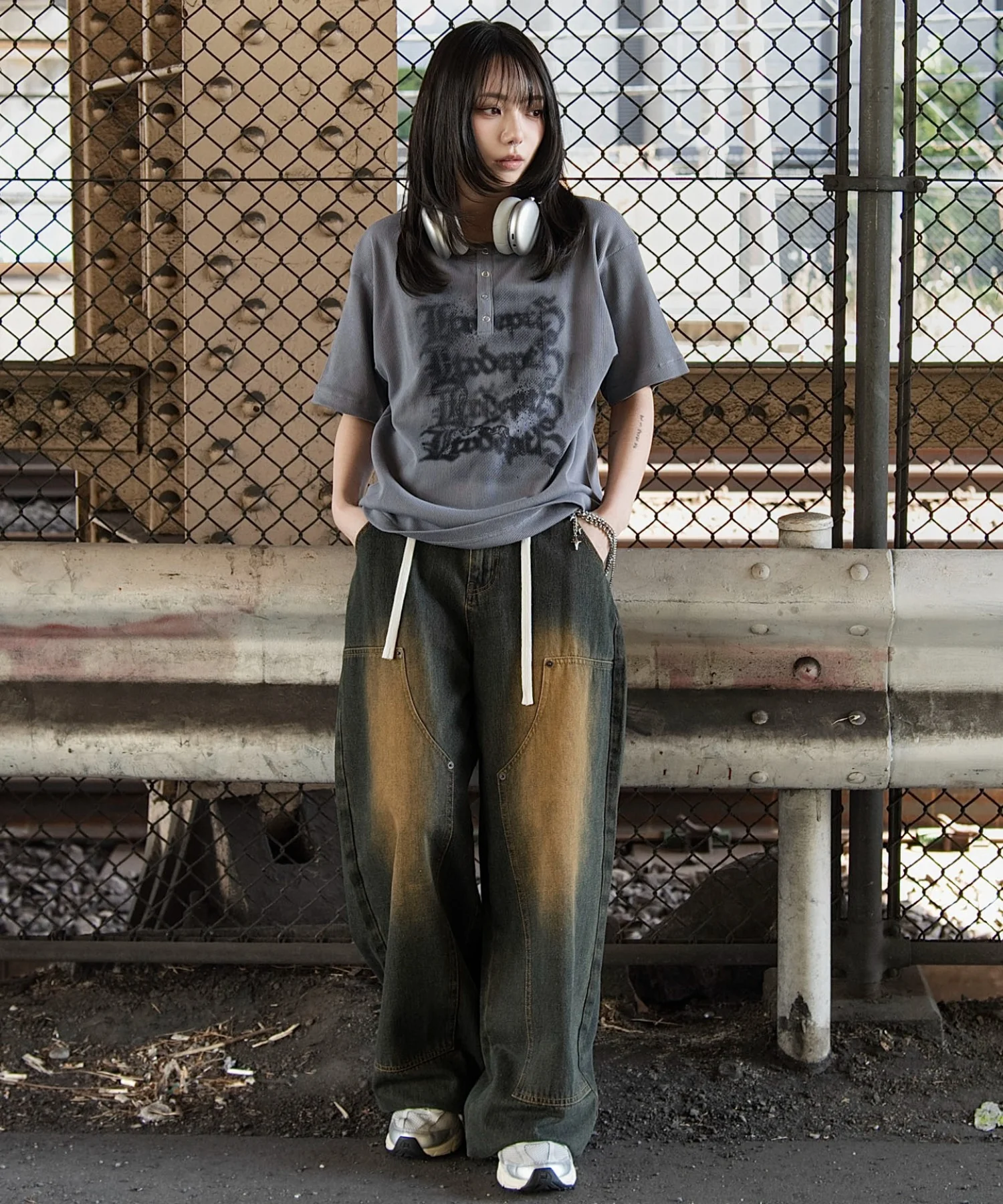 グラフィックヘンリーネックT（SS） - Image 6