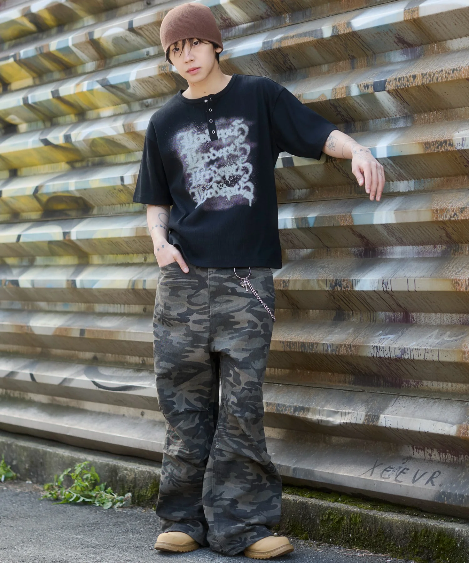 グラフィックヘンリーネックT（SS） - Image 7