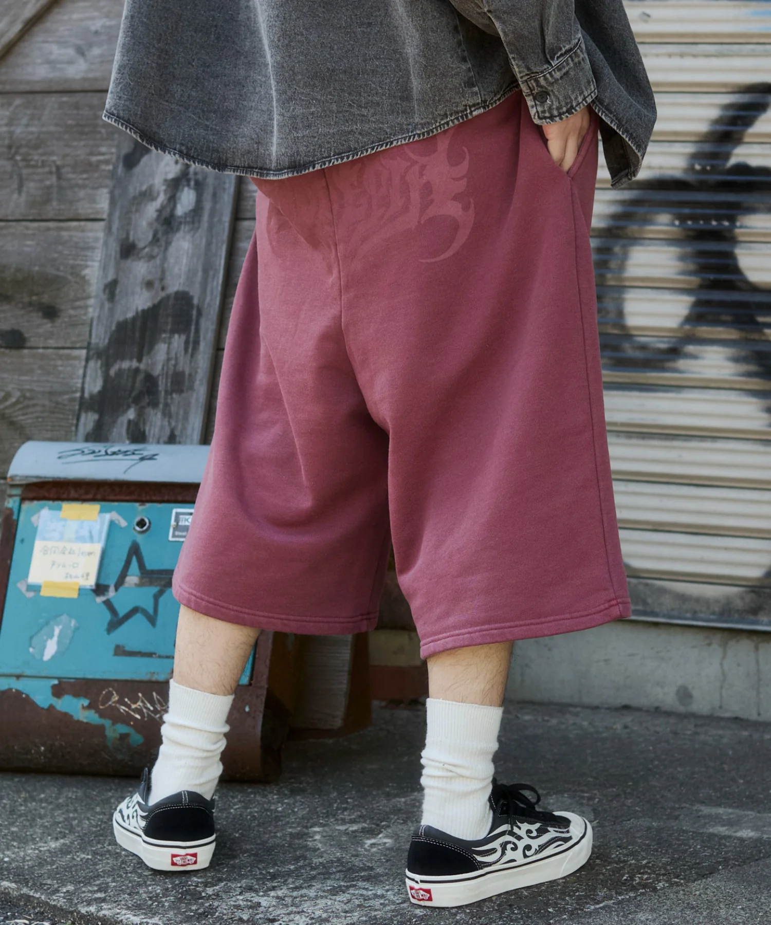 ピグメントグラフィックショーツ - Image 3