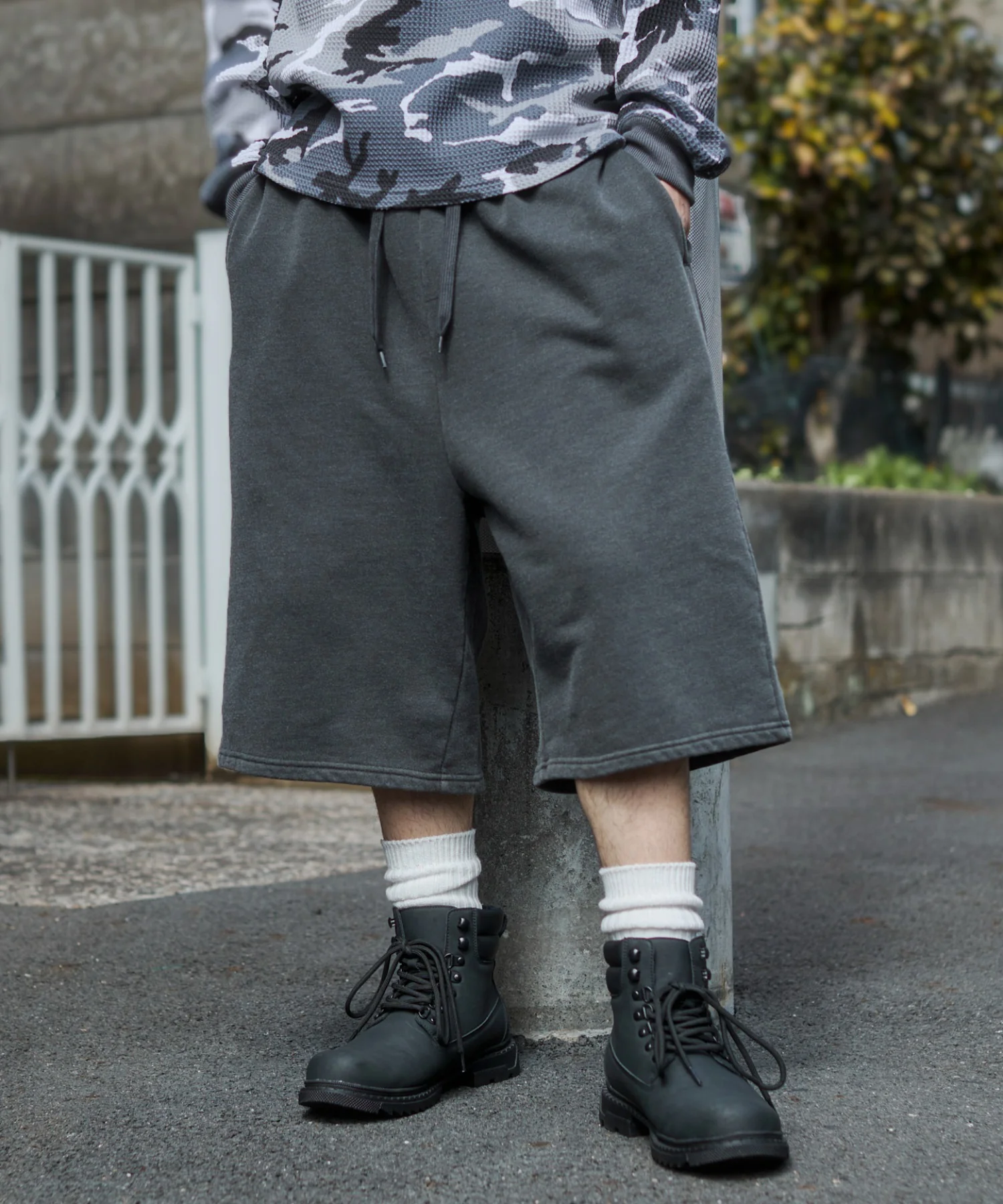 ピグメントグラフィックショーツ - Image 41